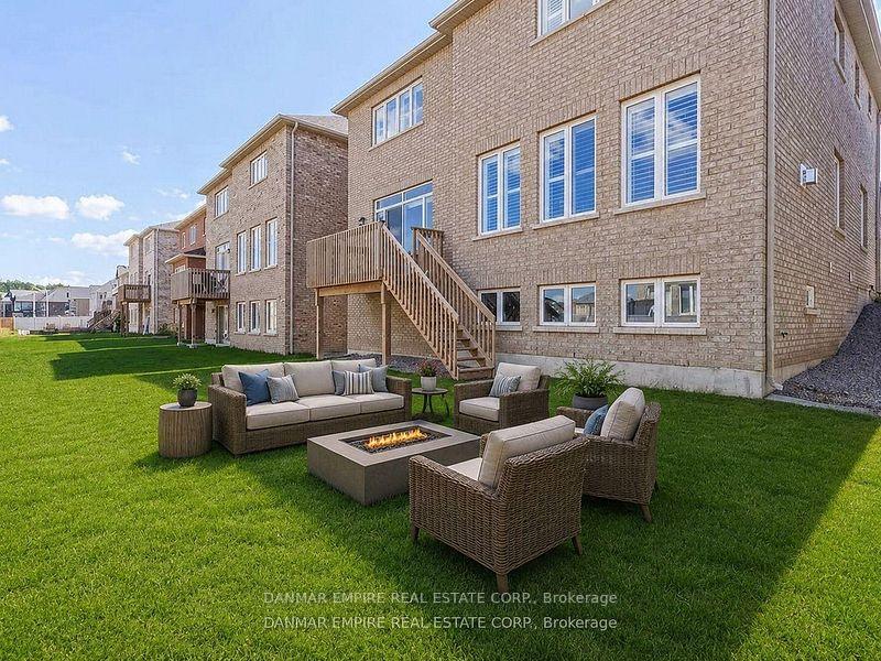 Photo 24 of 43 Morrison Drive, Hamilton, Meadowlands — HOMEH