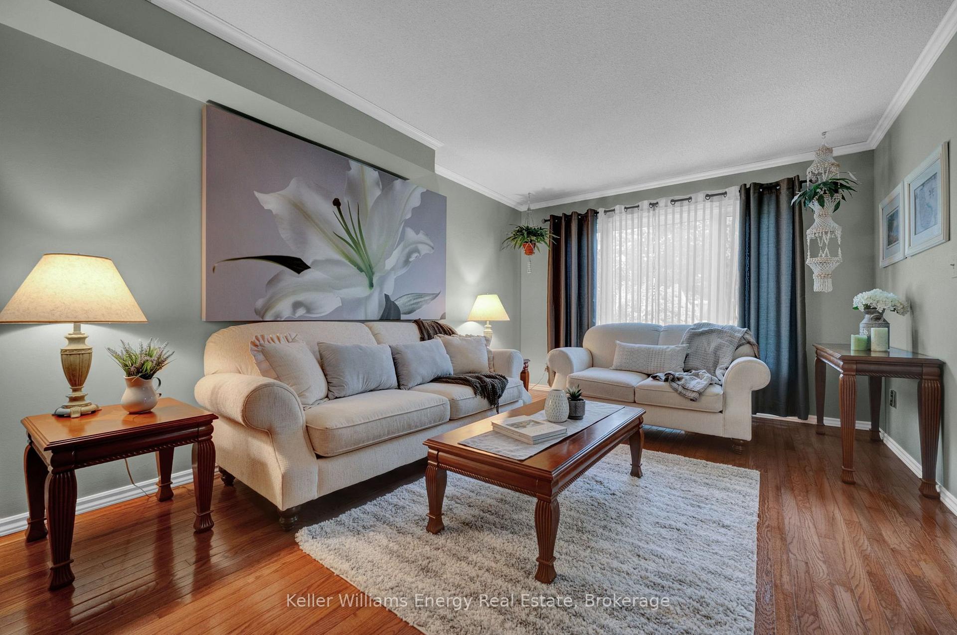 Photo 4 of 2 Murkar Crescent, Whitby, Blue Grass Meadows — HOMEH