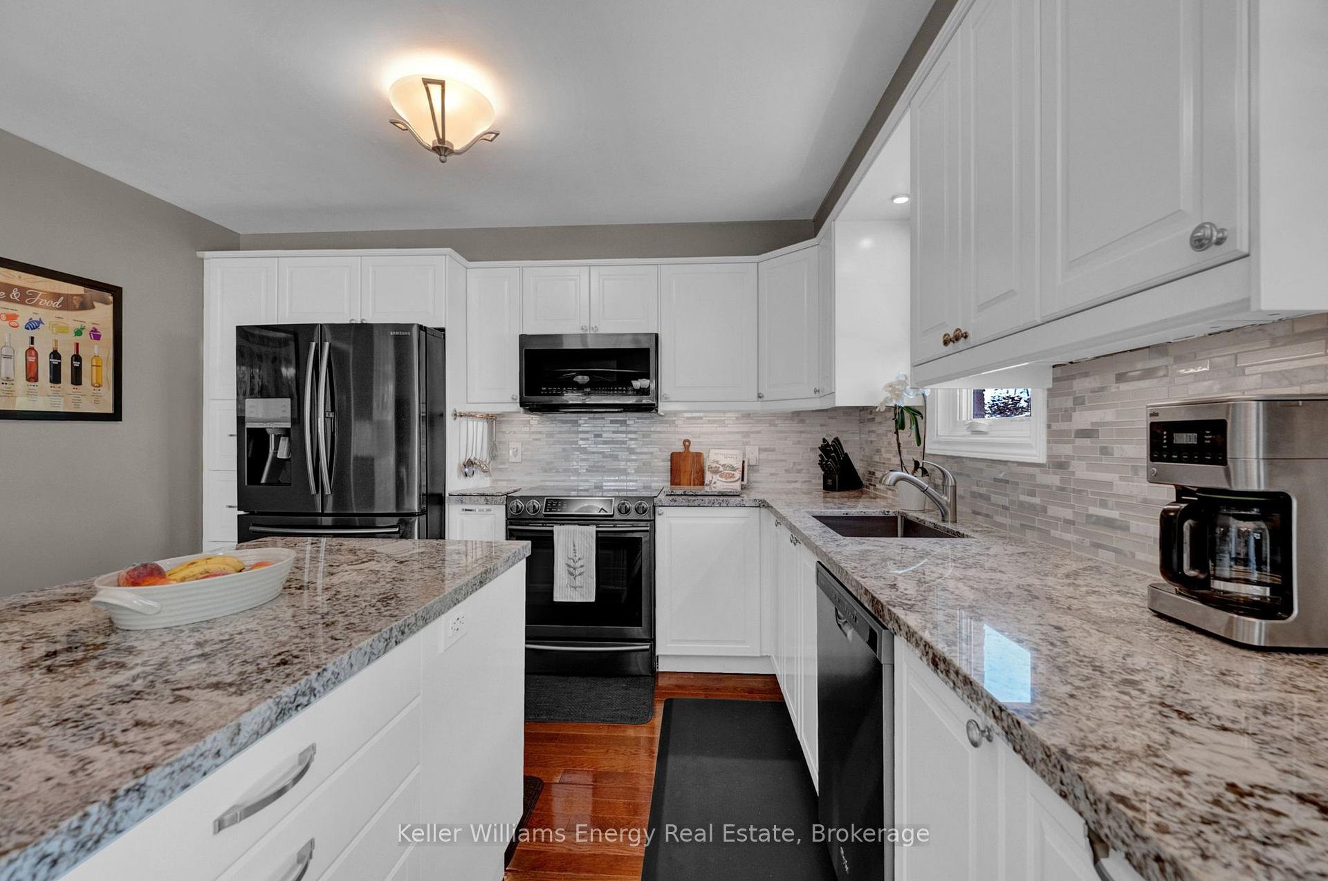 Photo 13 of 2 Murkar Crescent, Whitby, Blue Grass Meadows — HOMEH