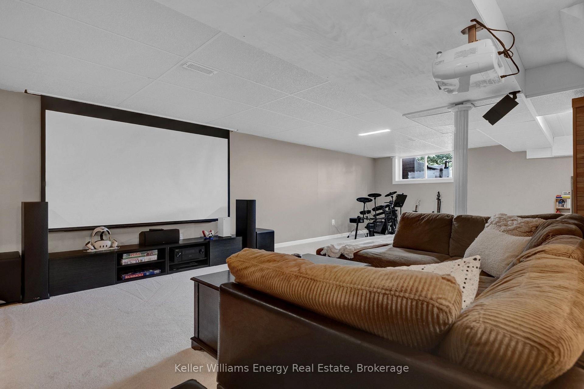 Photo 40 of 2 Murkar Crescent, Whitby, Blue Grass Meadows — HOMEH