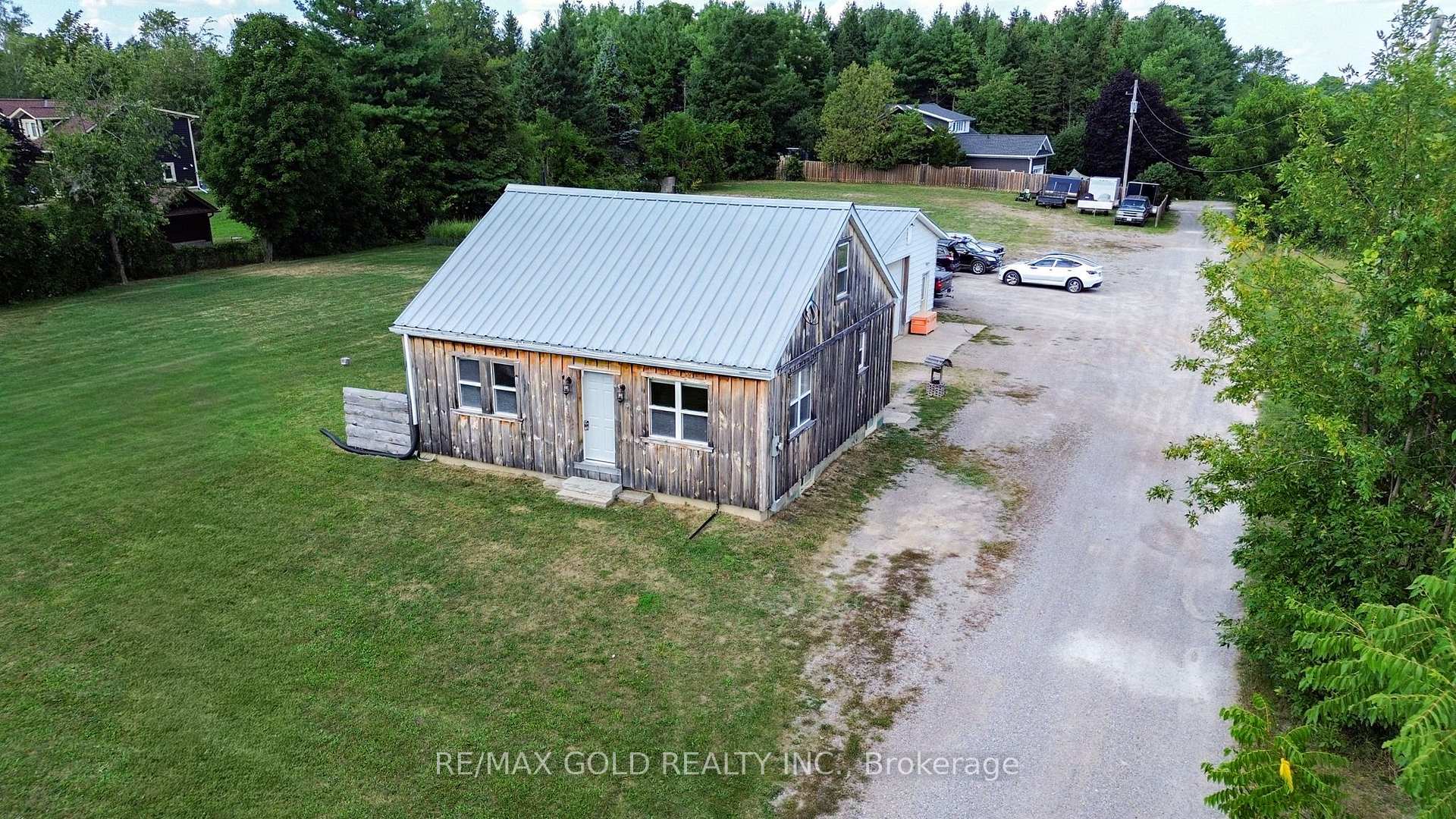 Photo 2 of 13307 Sixth Line, Halton Hills, Rural Halton Hills — HOMEH