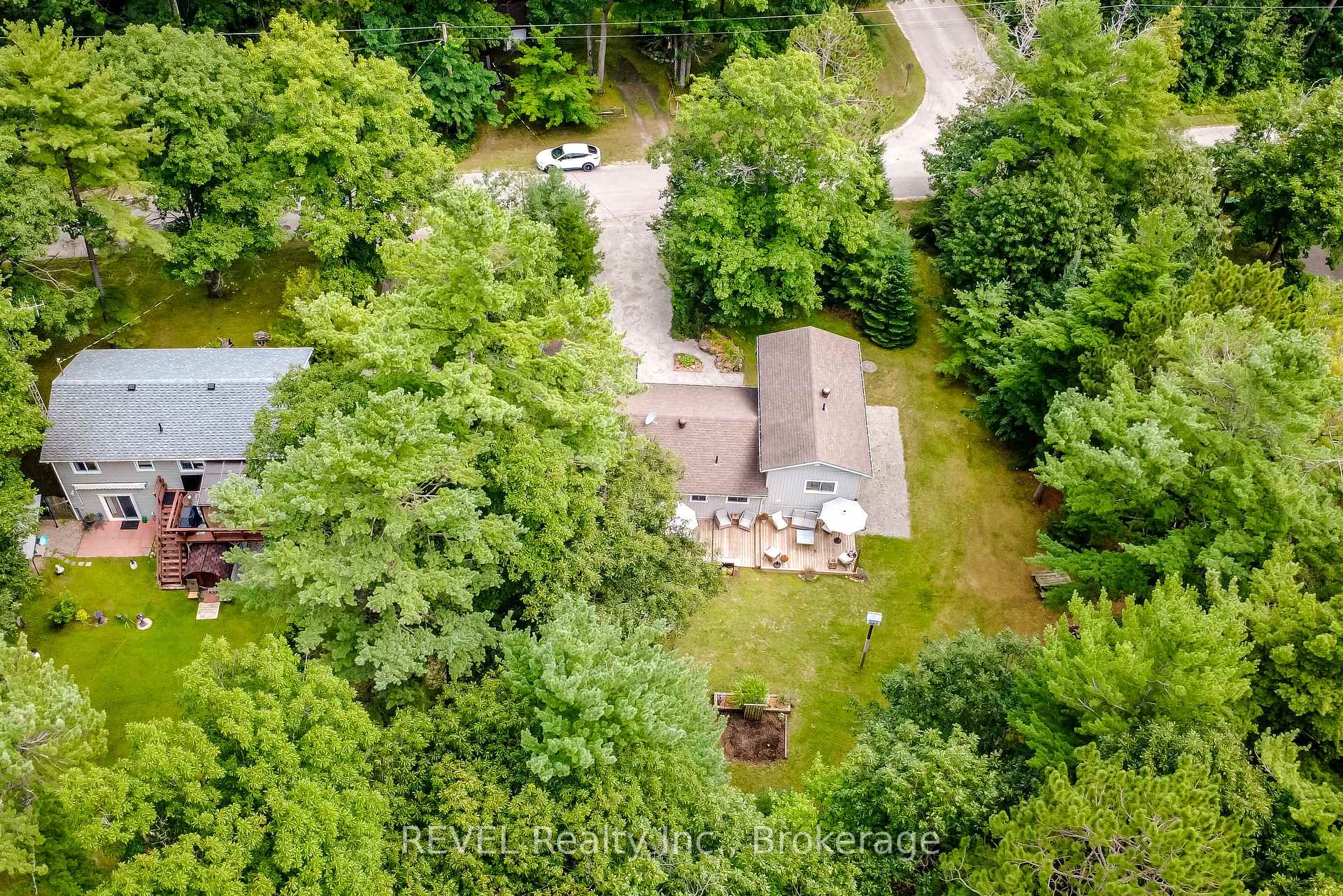 Photo 42 of 34 Trout Lane, Tiny, Rural Tiny — HOMEH
