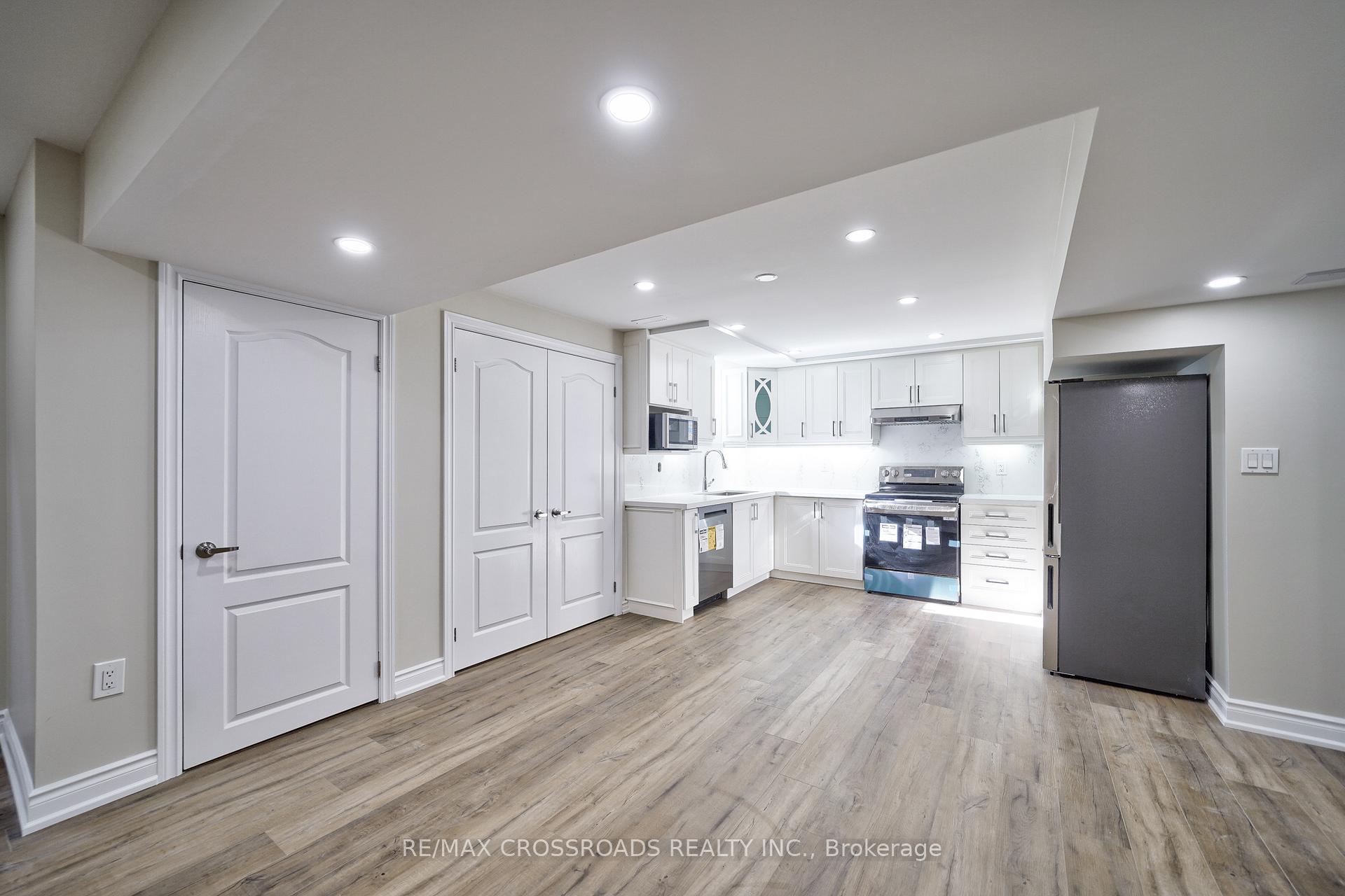 Photo 13 of Unit Lower, 67 Medland Avenue, Whitby, Williamsburg — HOMEH