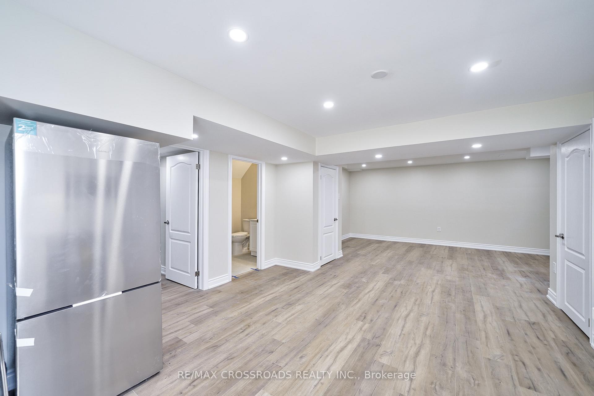 Photo 17 of Unit Lower, 67 Medland Avenue, Whitby, Williamsburg — HOMEH