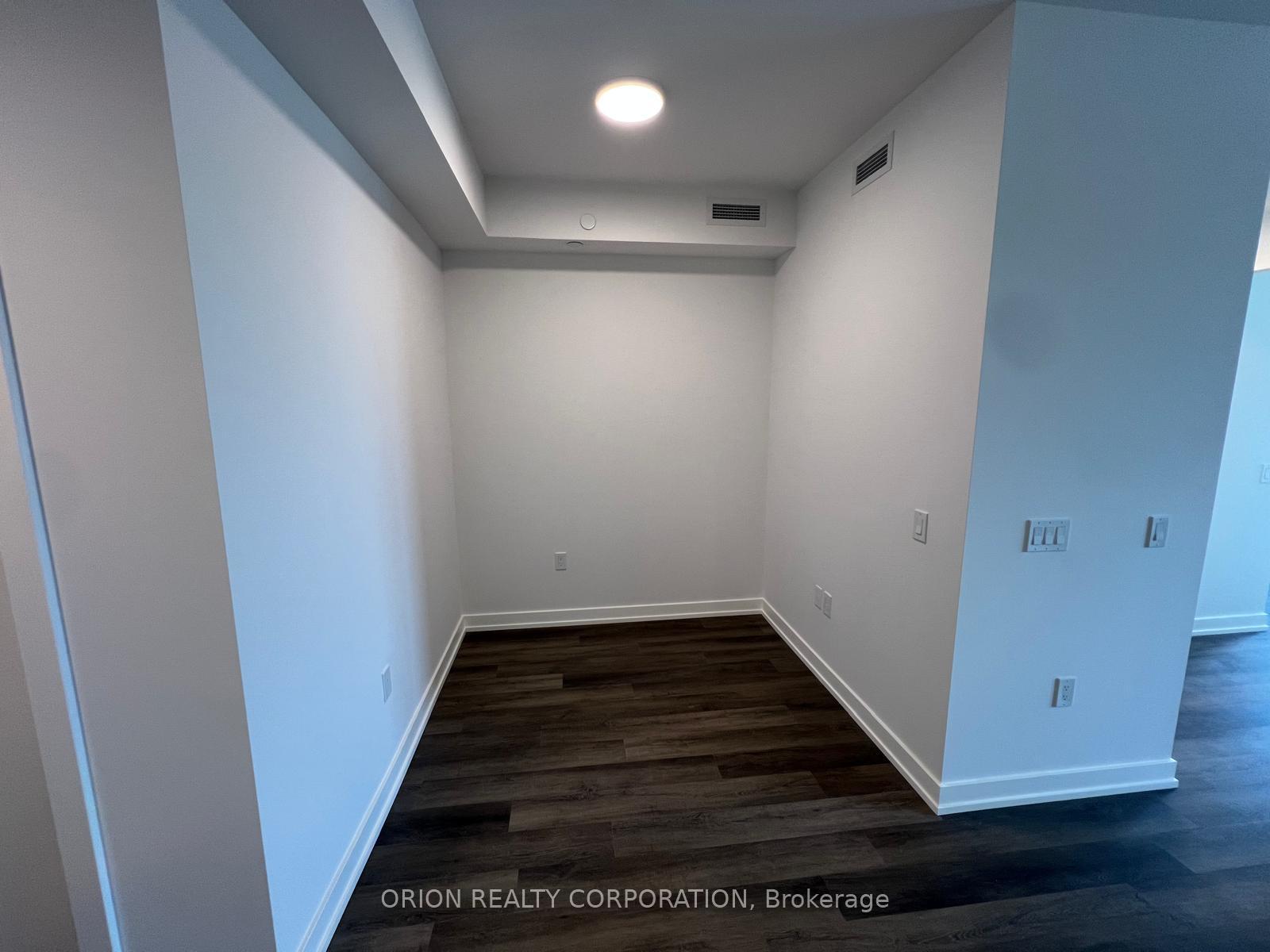 Photo 3 of Unit 1109, 5 Meadowdale Road, Vaughan, Vaughan Corporate Centre — HOMEH