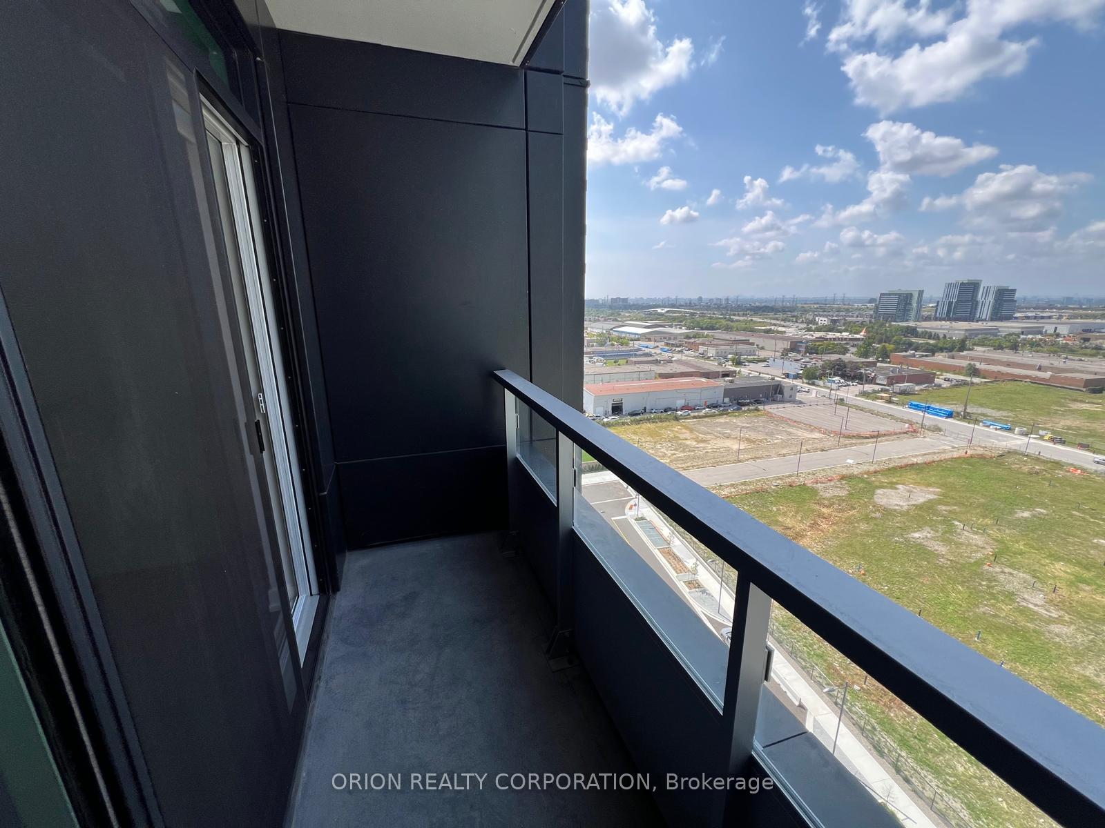 Photo 11 of Unit 1109, 5 Meadowdale Road, Vaughan, Vaughan Corporate Centre — HOMEH