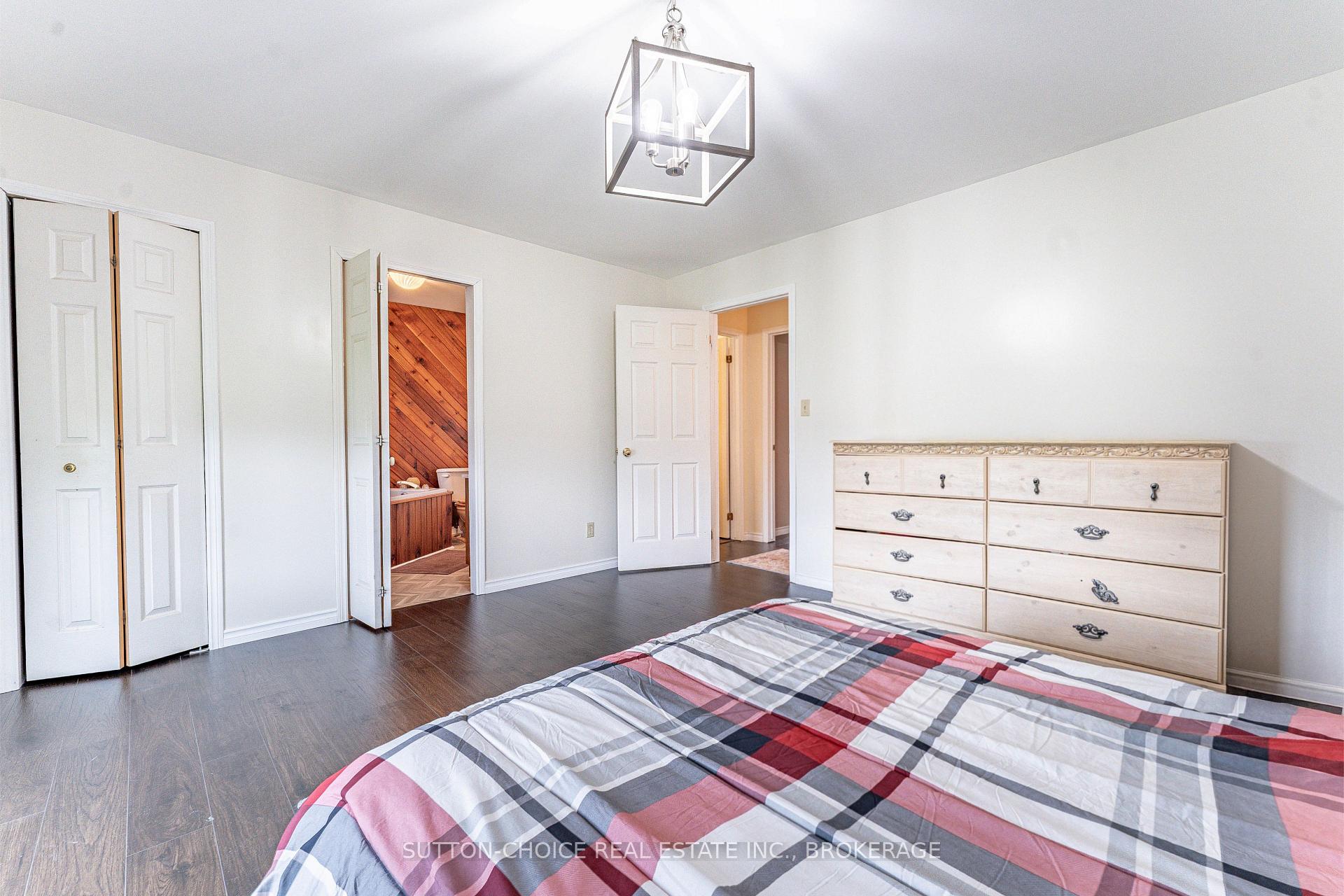 Photo 20 of 246 Yonge Street, Bonfield — HOMEH