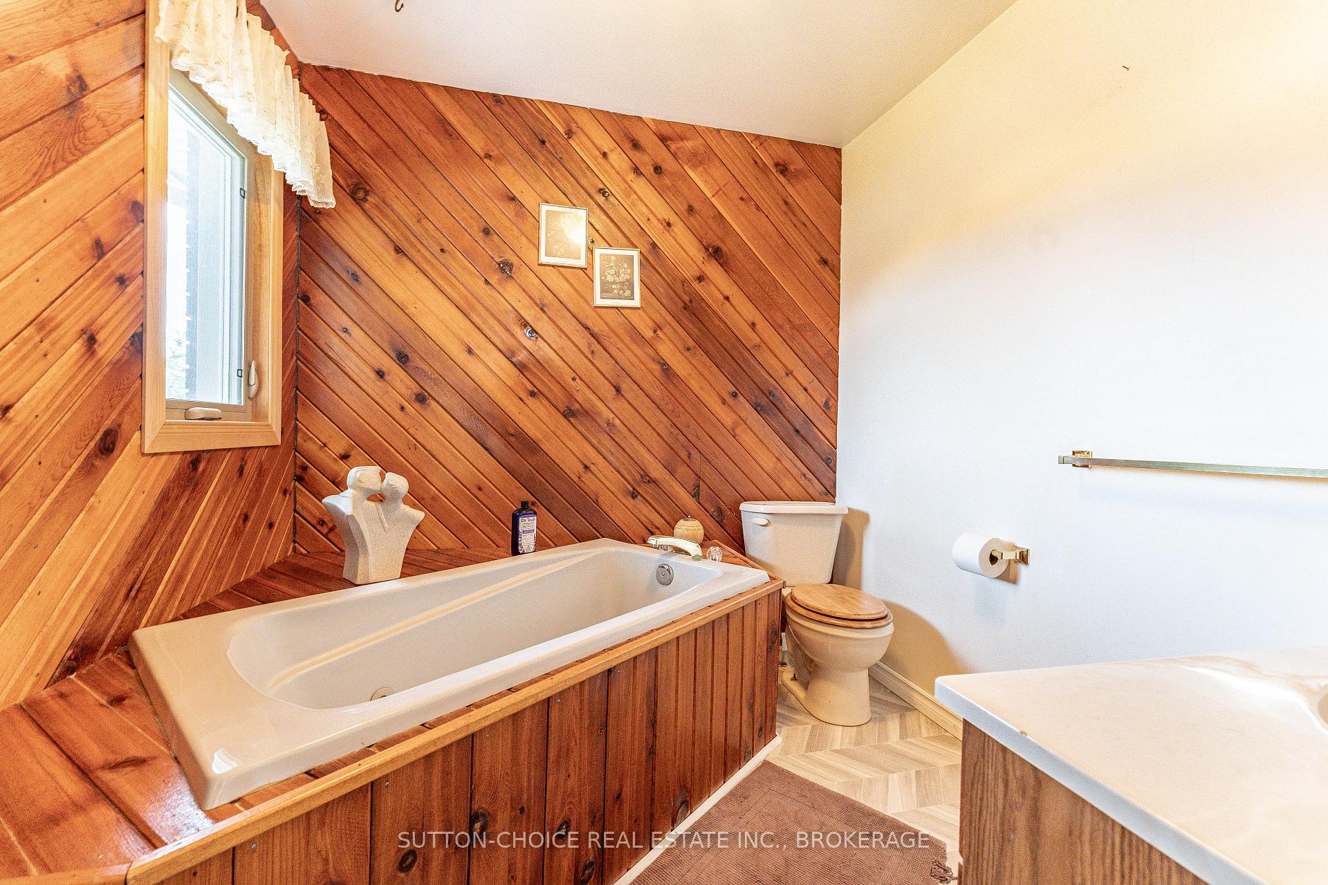 Photo 21 of 246 Yonge Street, Bonfield — HOMEH