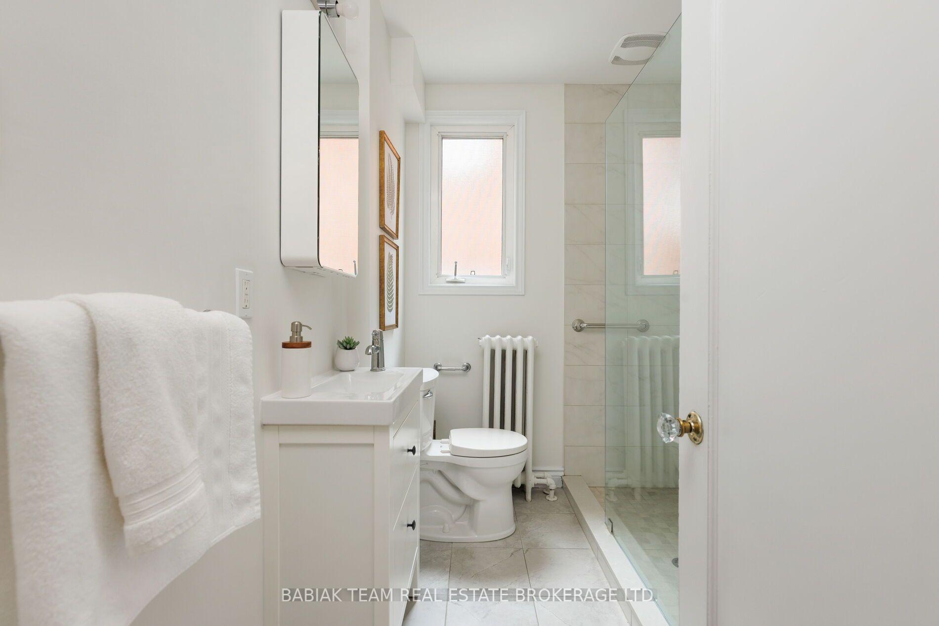 Photo 20 of 93 Glendonwynne Road, Toronto, High Park North — HOMEH