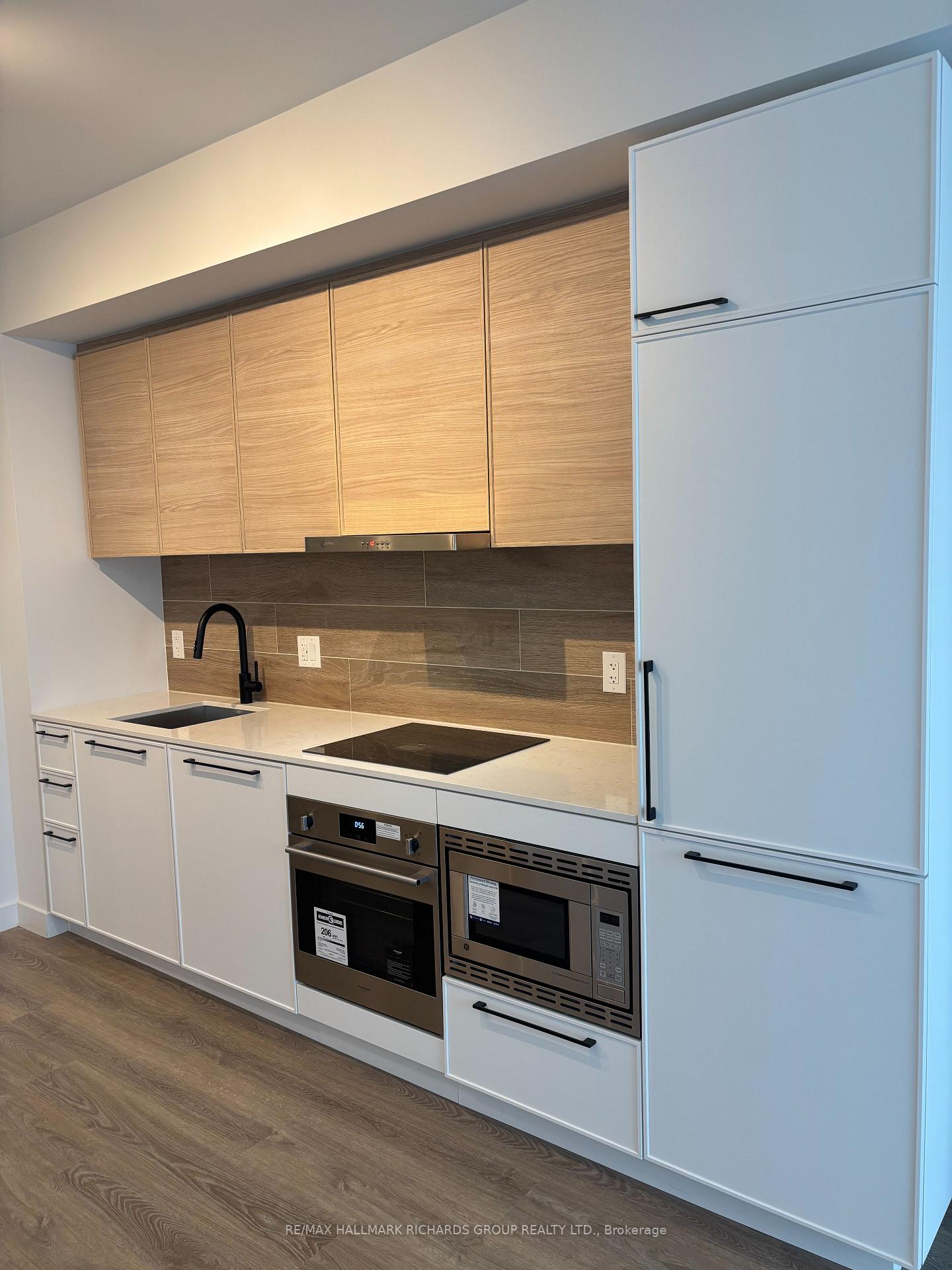 Photo 2 of Unit 535, 1050 Eastern Avenue, Toronto, The Beaches — HOMEH