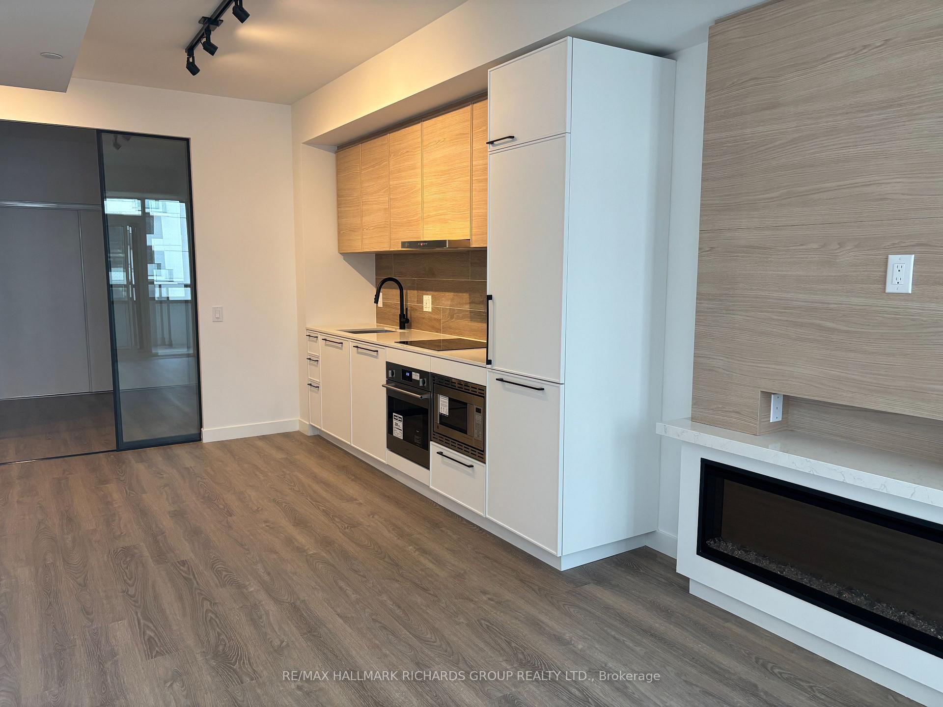 Photo 5 of Unit 535, 1050 Eastern Avenue, Toronto, The Beaches — HOMEH