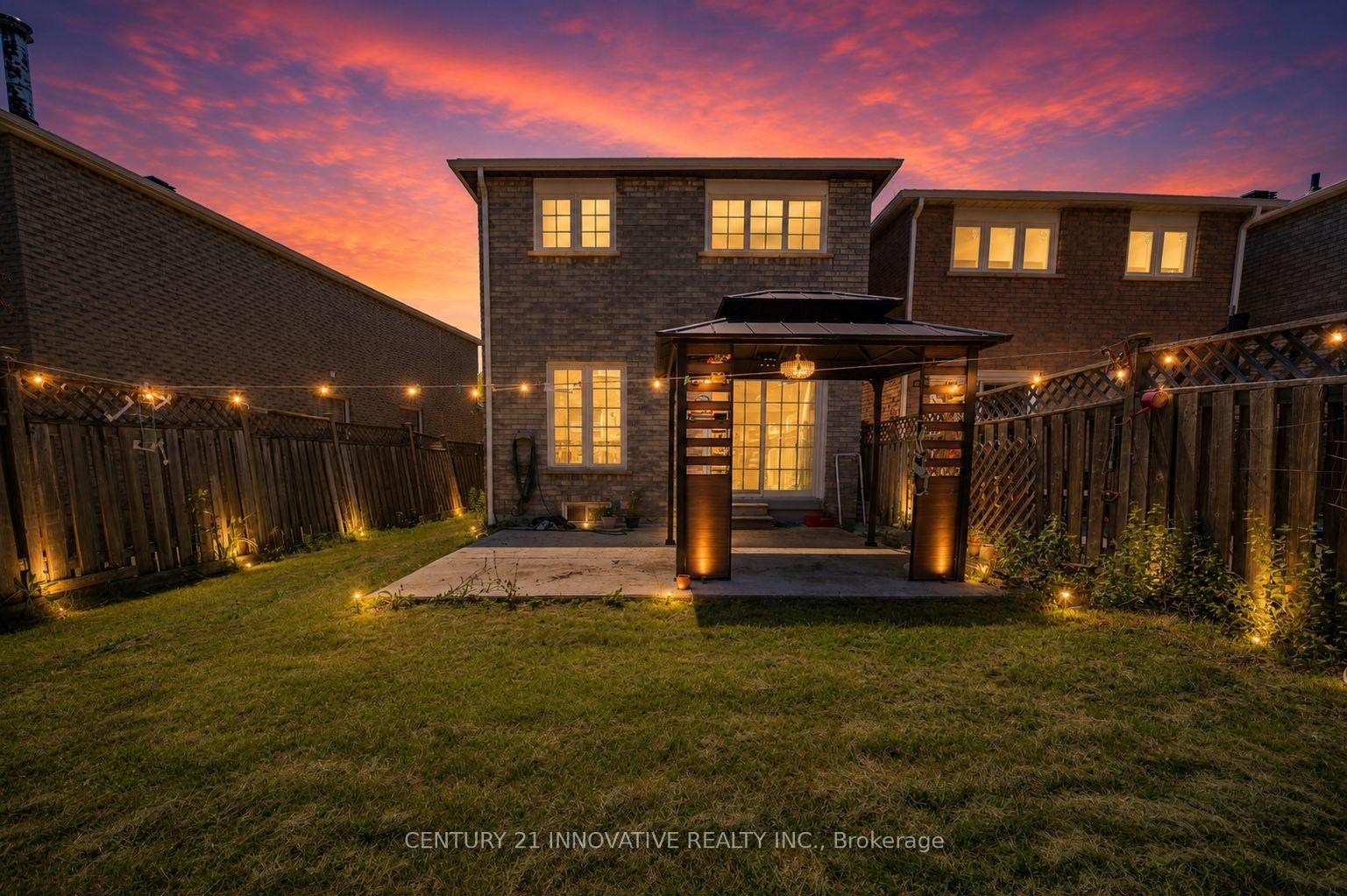 Photo 3 of 93 William Honey Crescent, Markham, Middlefield — HOMEH