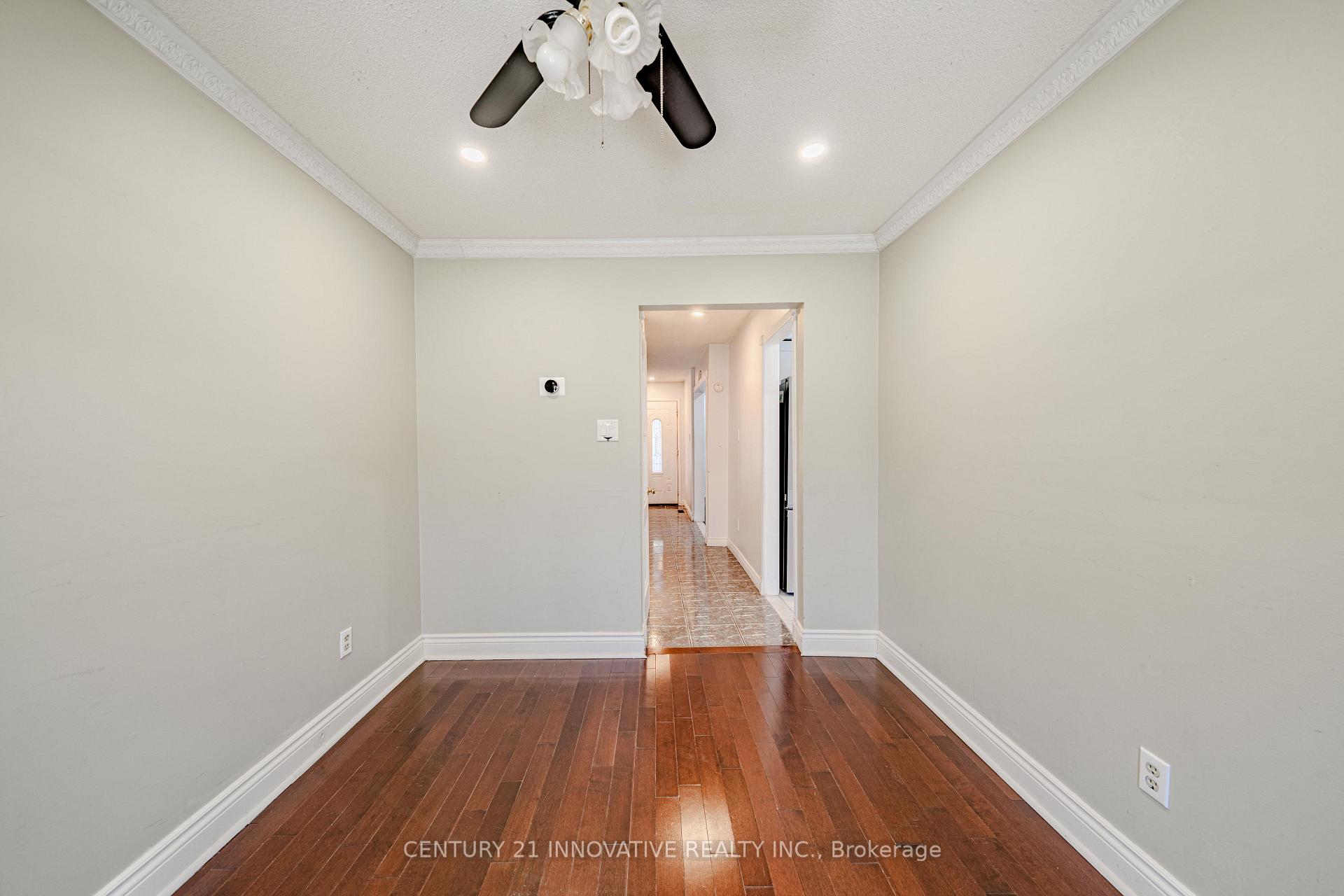 Photo 13 of 93 William Honey Crescent, Markham, Middlefield — HOMEH