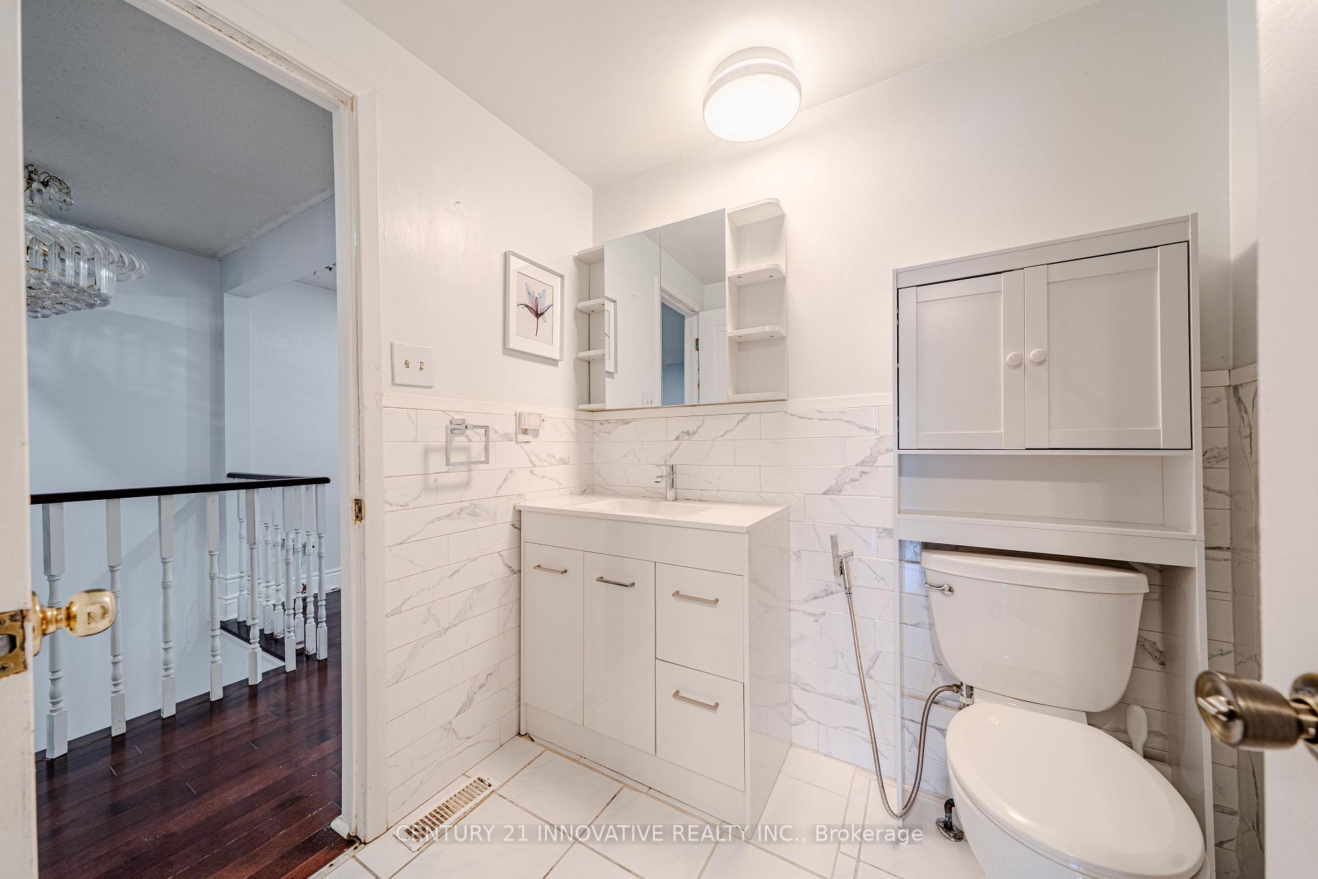 Photo 23 of 93 William Honey Crescent, Markham, Middlefield — HOMEH