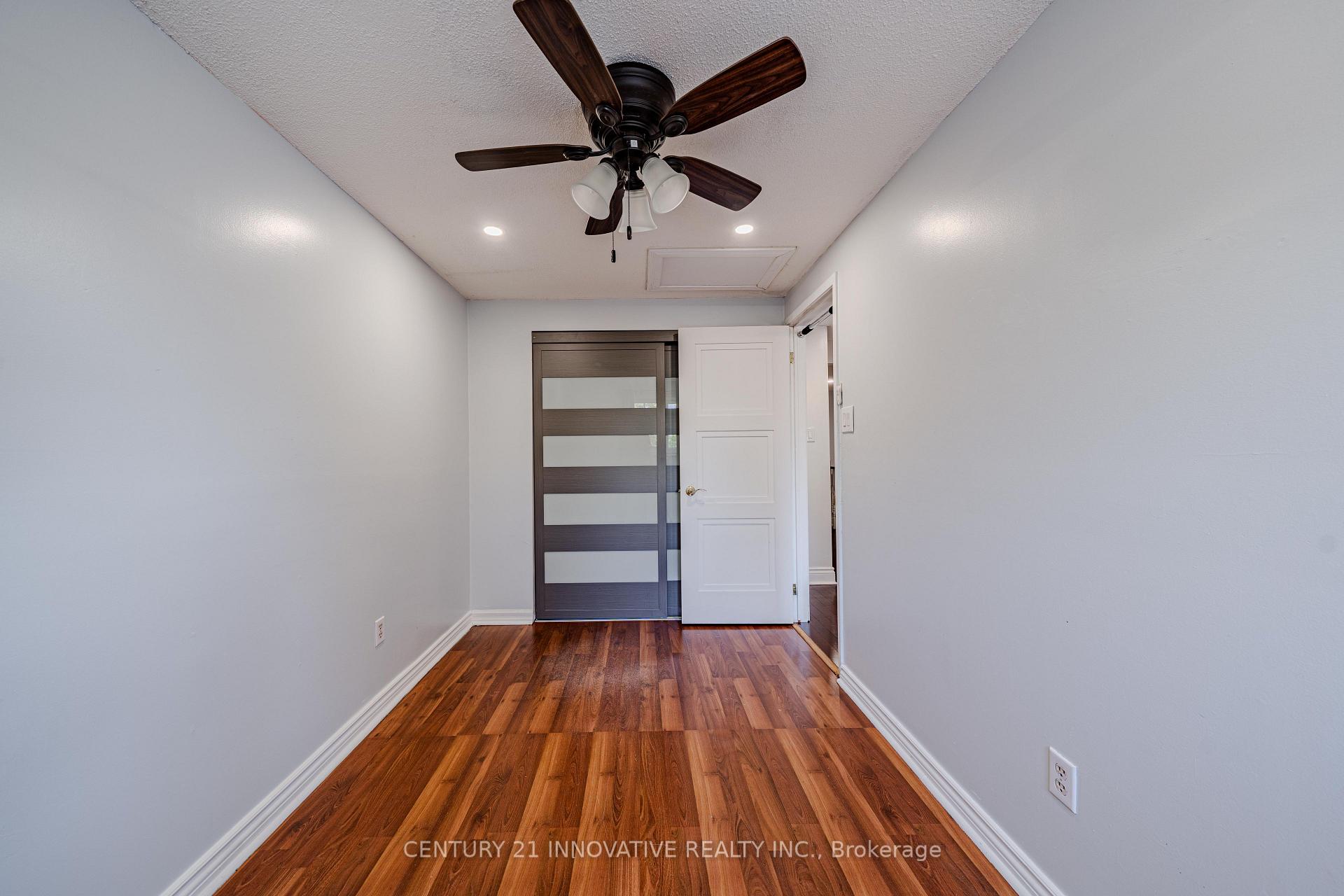 Photo 29 of 93 William Honey Crescent, Markham, Middlefield — HOMEH