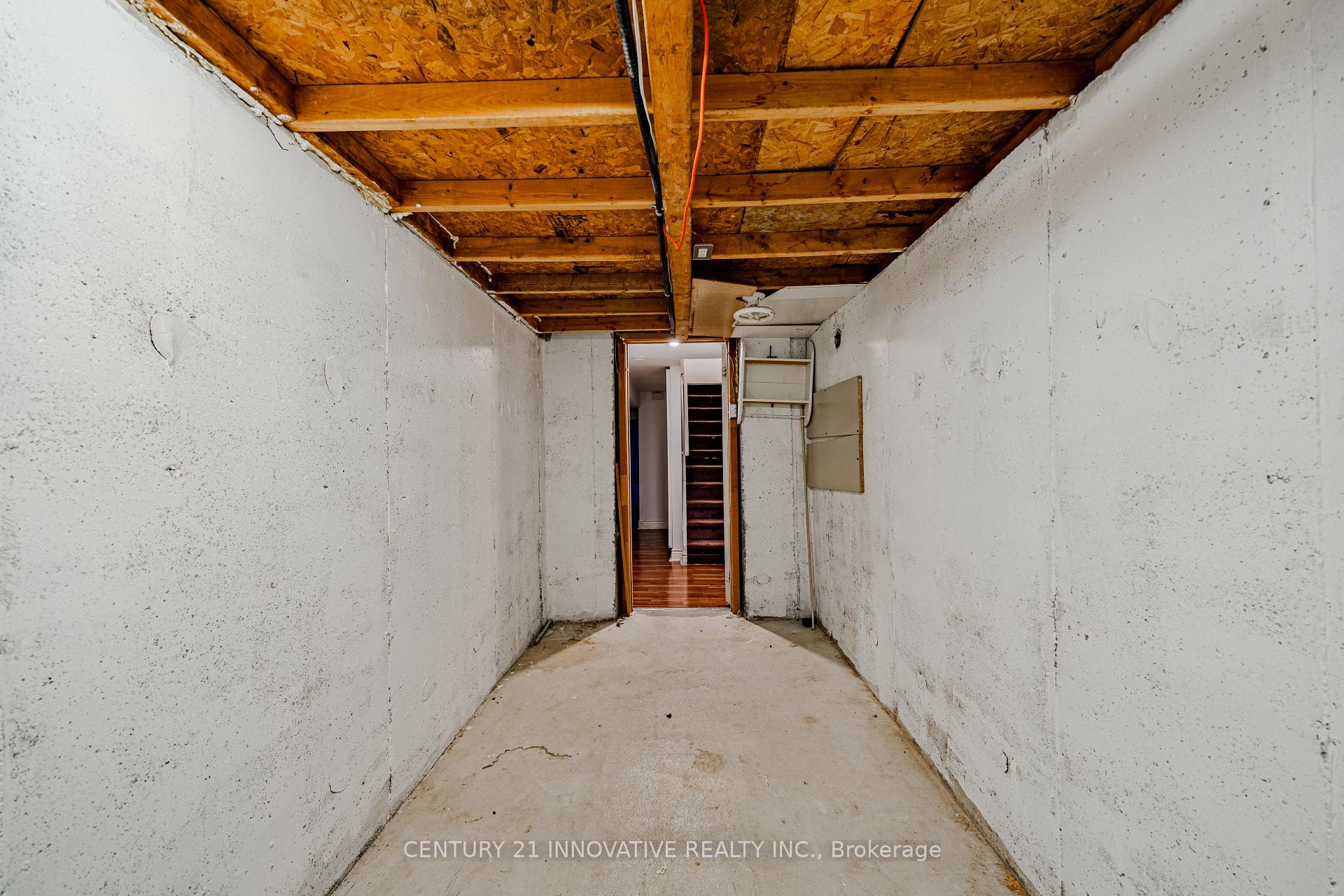 Photo 45 of 93 William Honey Crescent, Markham, Middlefield — HOMEH