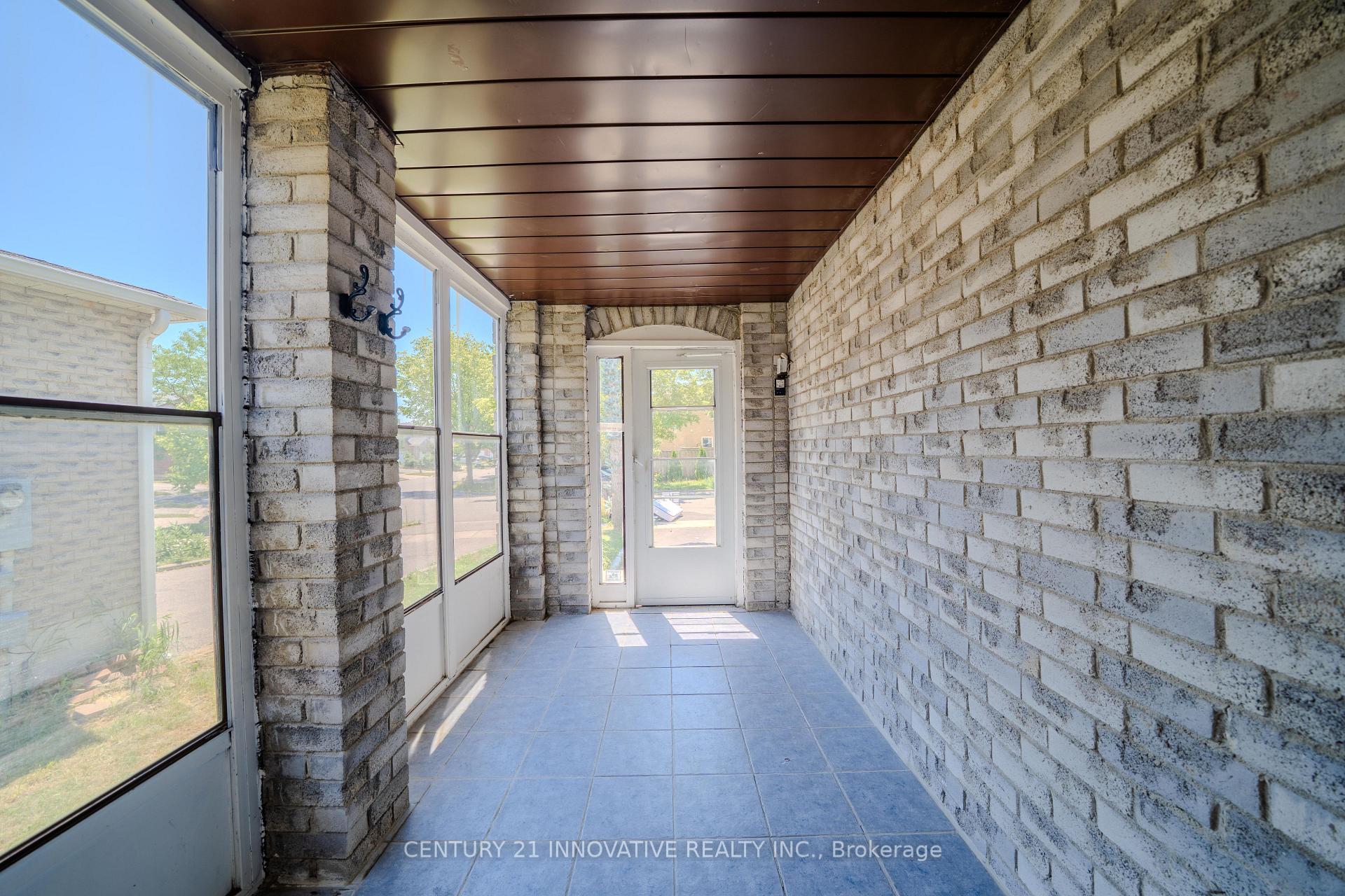 Photo 46 of 93 William Honey Crescent, Markham, Middlefield — HOMEH