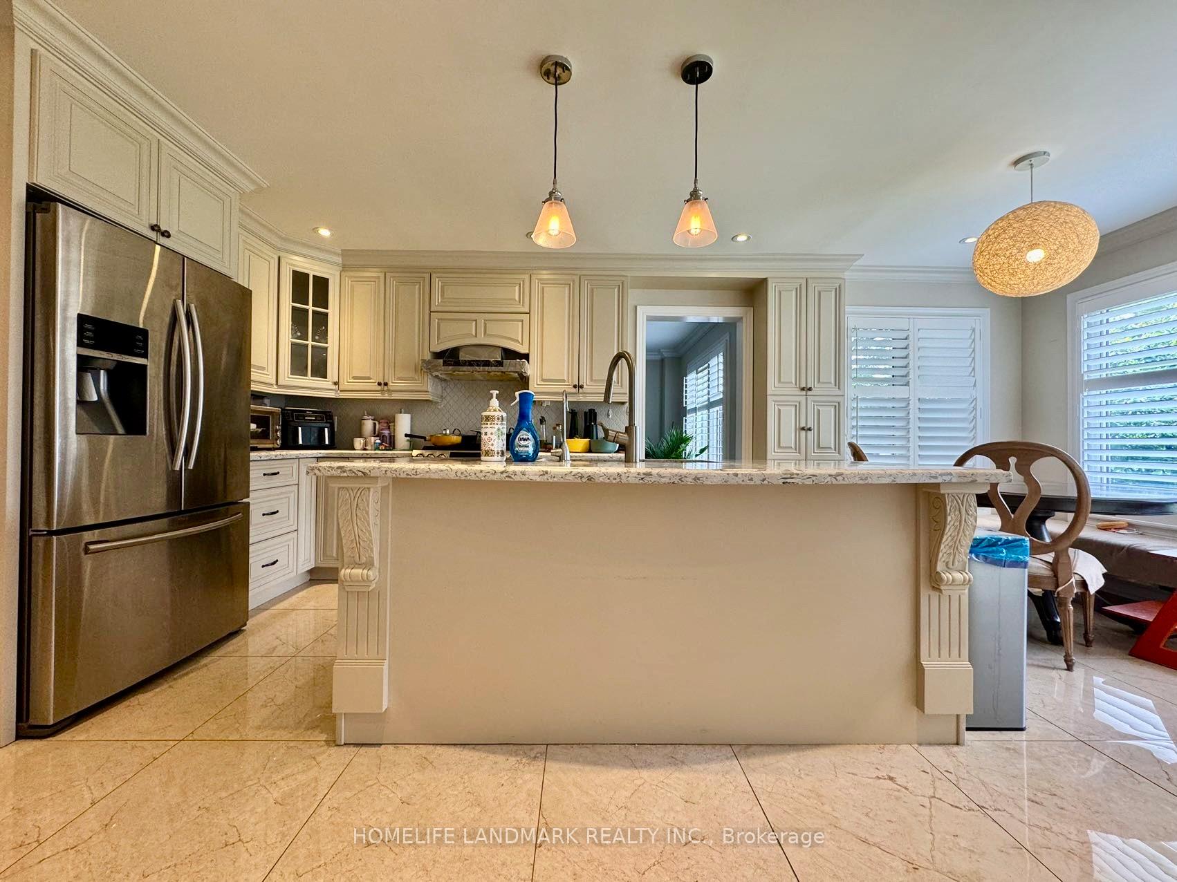 Photo 7 of 1160 Thoresby Drive, Oakville, Clearview — HOMEH