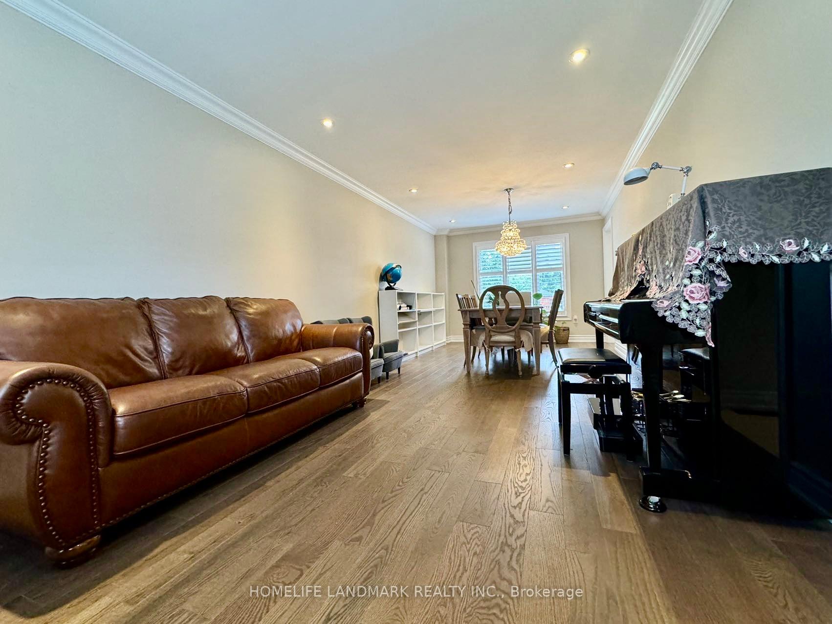 Photo 9 of 1160 Thoresby Drive, Oakville, Clearview — HOMEH