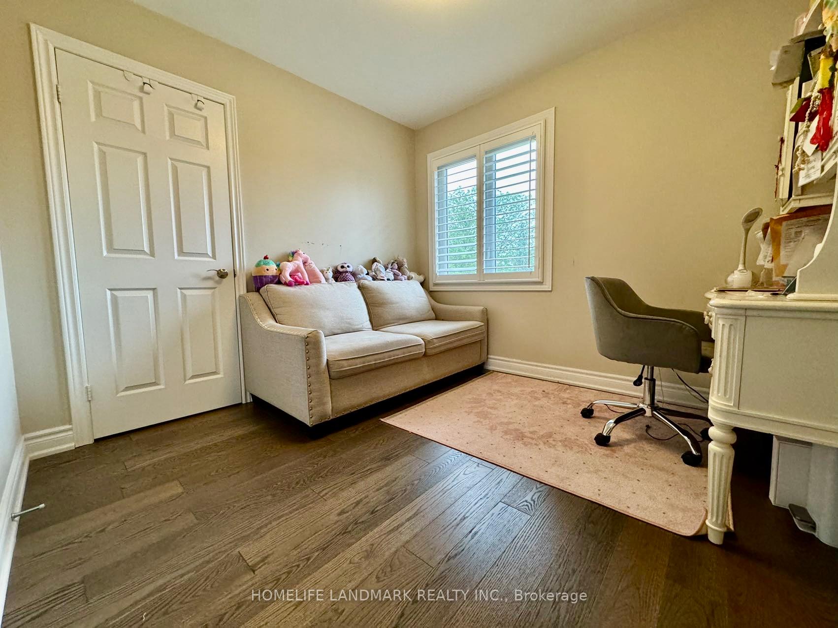 Photo 15 of 1160 Thoresby Drive, Oakville, Clearview — HOMEH