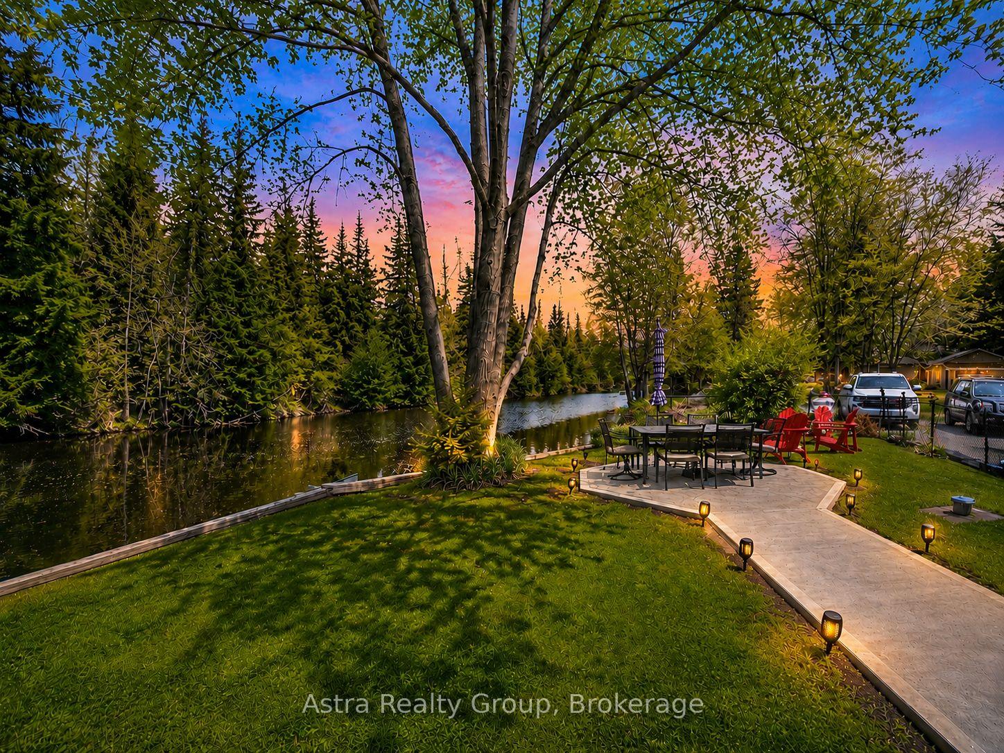Photo 3 of 21 Sackitt Road, Kawartha Lakes, Fenelon — HOMEH