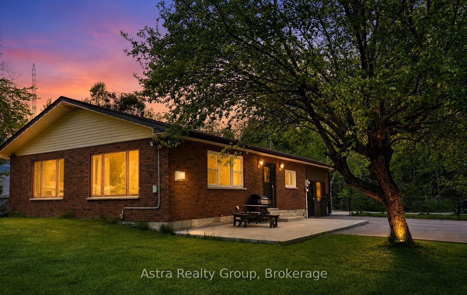 Photo 4 of 21 Sackitt Road, Kawartha Lakes, Fenelon — HOMEH
