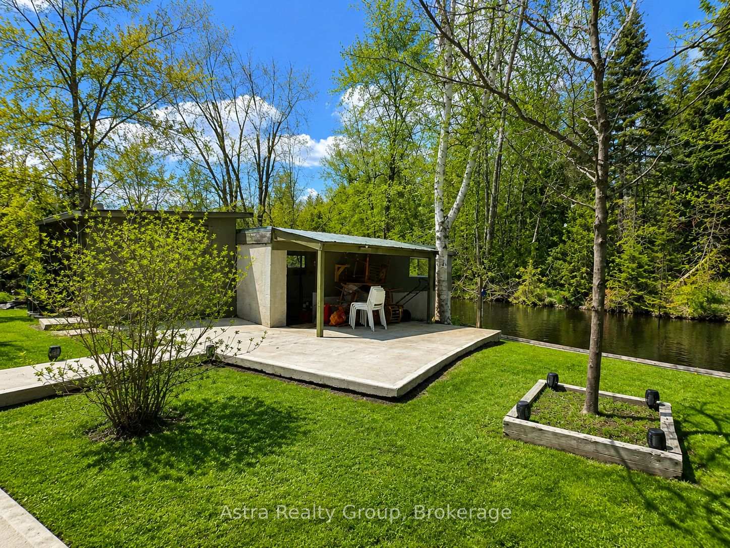 Photo 11 of 21 Sackitt Road, Kawartha Lakes, Fenelon — HOMEH