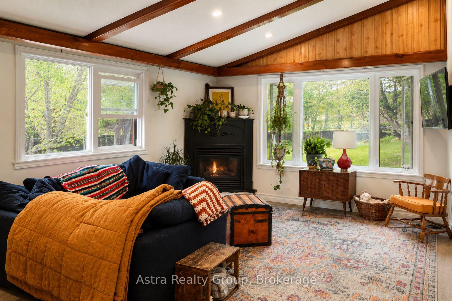 Photo 16 of 21 Sackitt Road, Kawartha Lakes, Fenelon — HOMEH