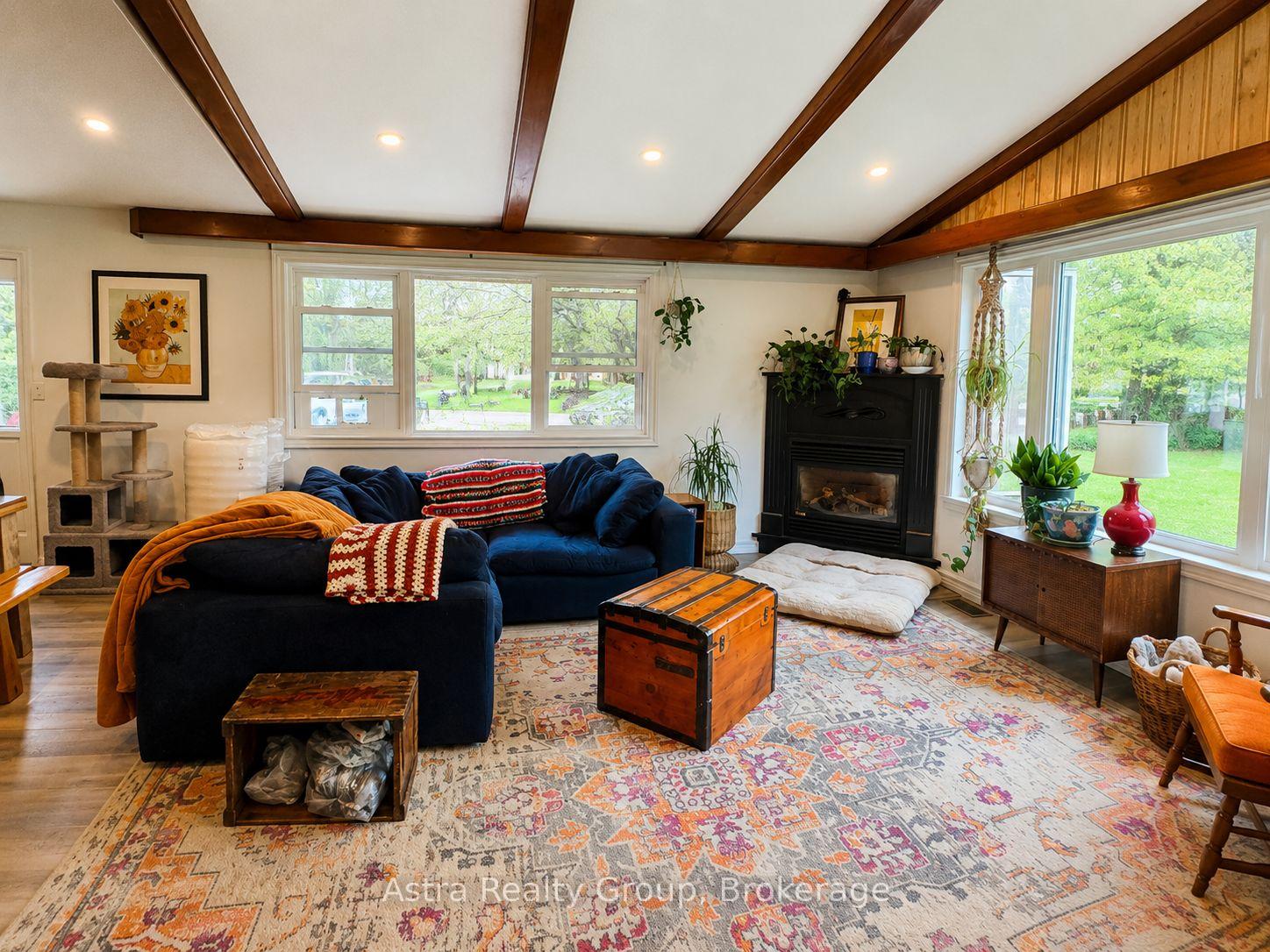 Photo 17 of 21 Sackitt Road, Kawartha Lakes, Fenelon — HOMEH