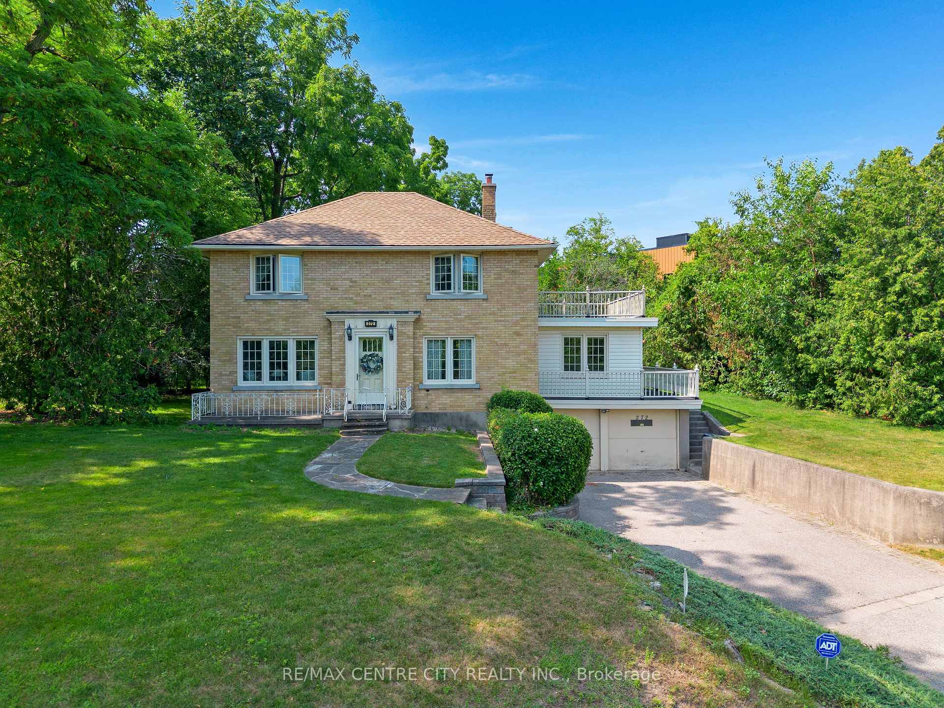Photo 4 of 272 Sheldon Avenue N, Kitchener, Eastwood — HOMEH