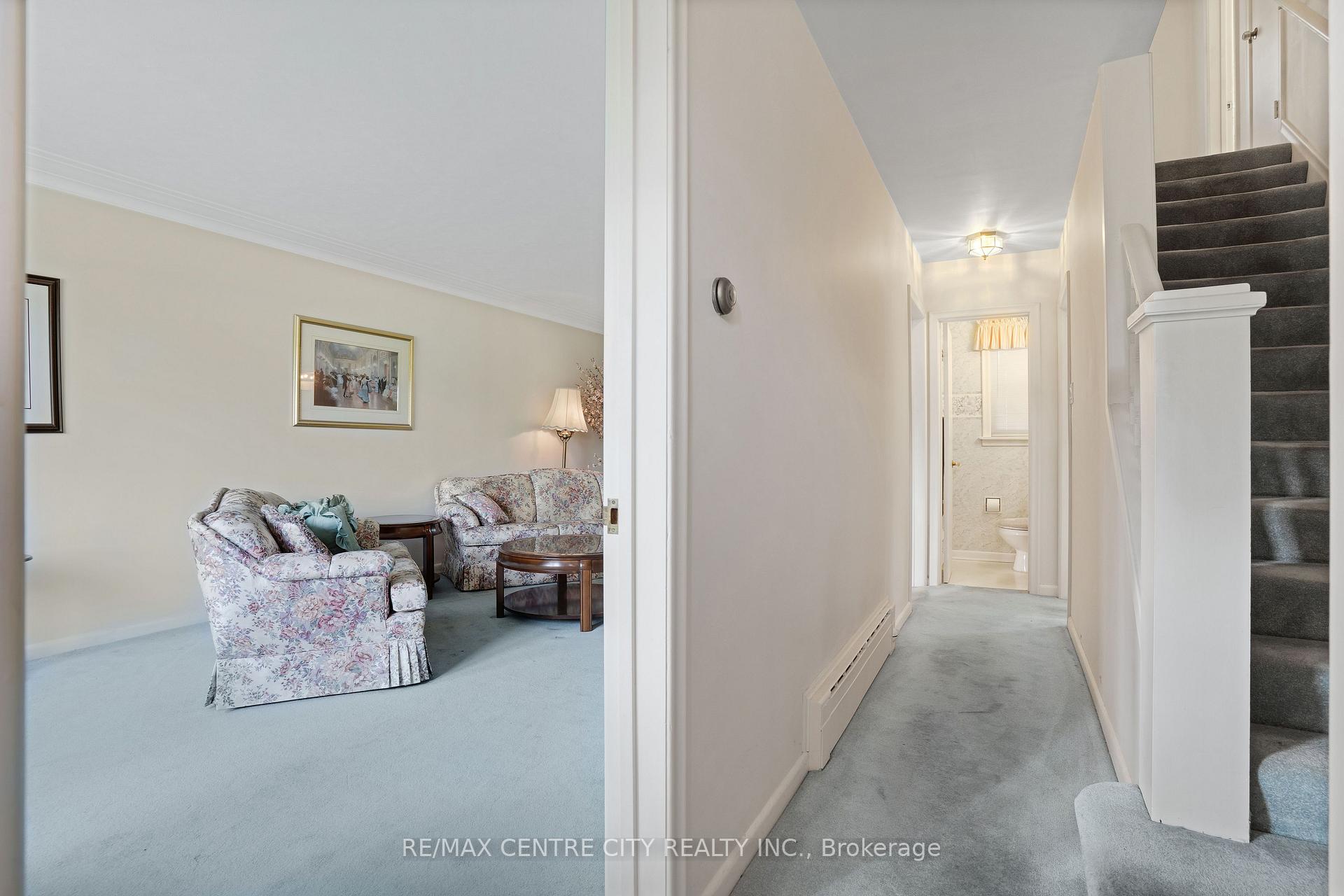 Photo 15 of 272 Sheldon Avenue N, Kitchener, Eastwood — HOMEH