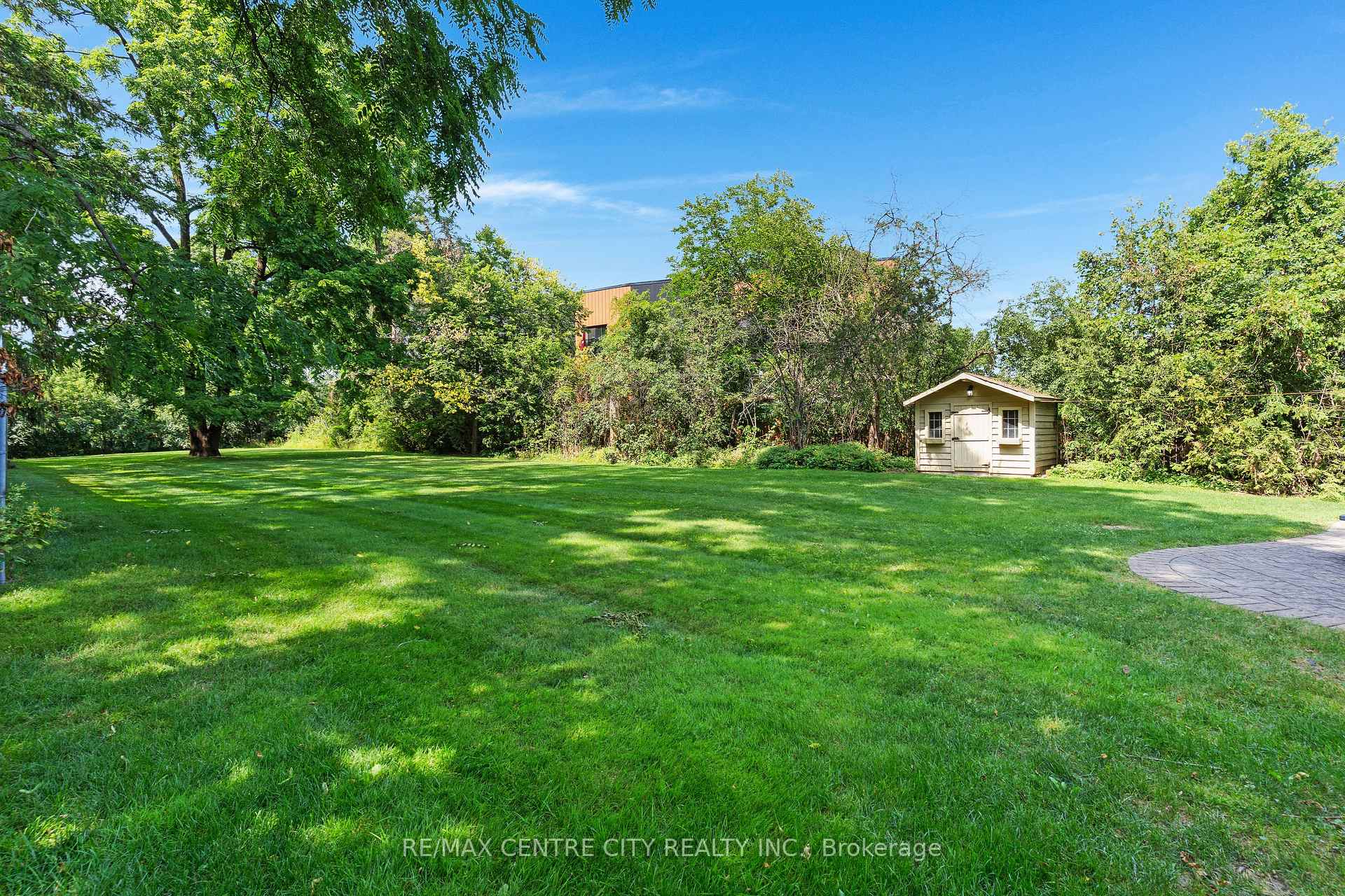 Photo 45 of 272 Sheldon Avenue N, Kitchener, Eastwood — HOMEH
