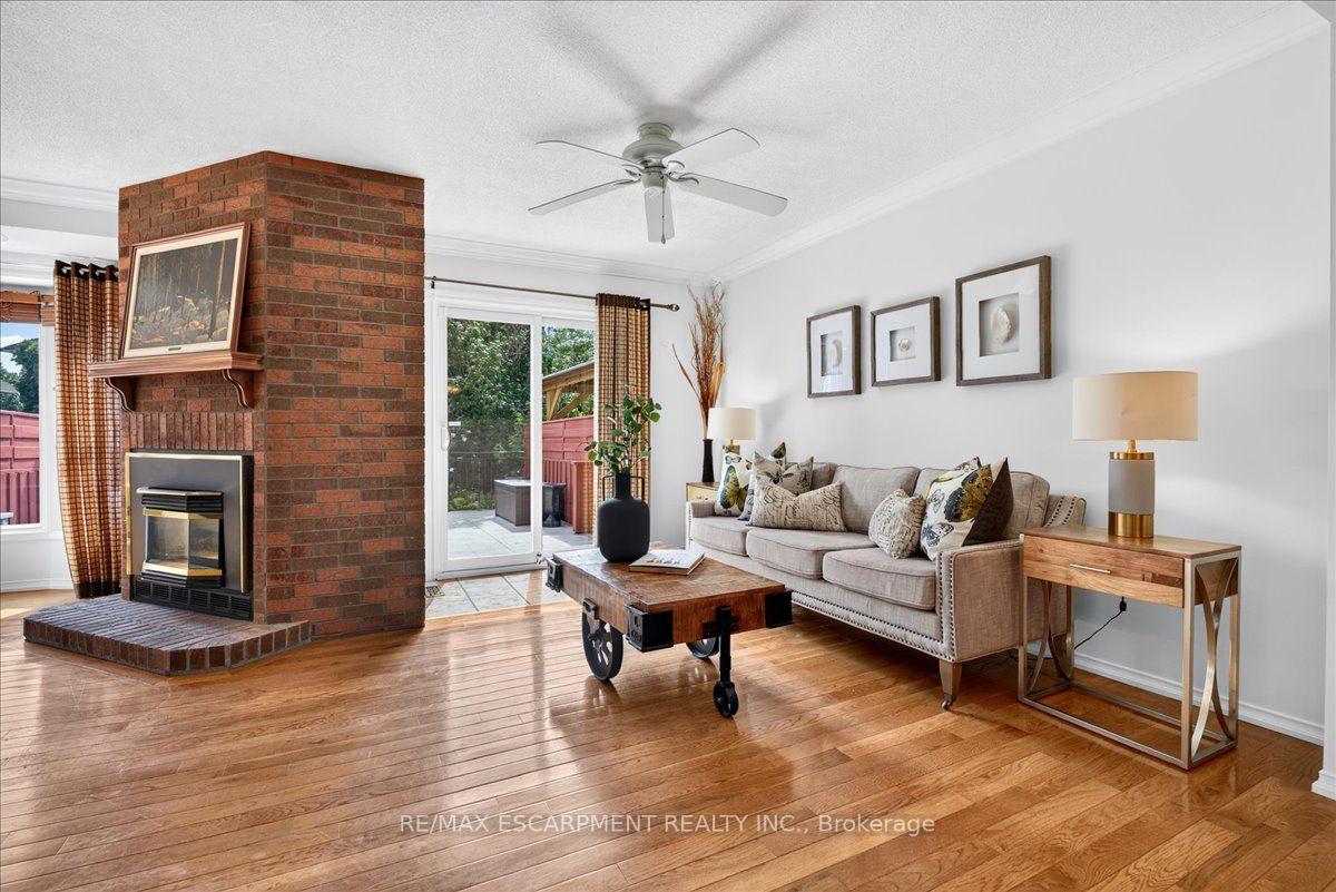 Photo 5 of 52 Sunvale Place, Hamilton, Stoney Creek — HOMEH