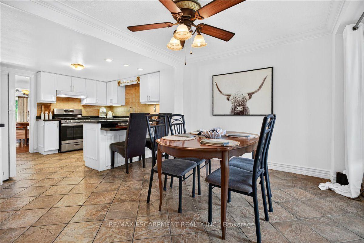 Photo 13 of 52 Sunvale Place, Hamilton, Stoney Creek — HOMEH