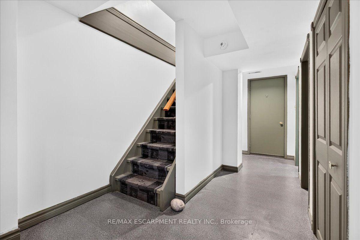 Photo 28 of 52 Sunvale Place, Hamilton, Stoney Creek — HOMEH