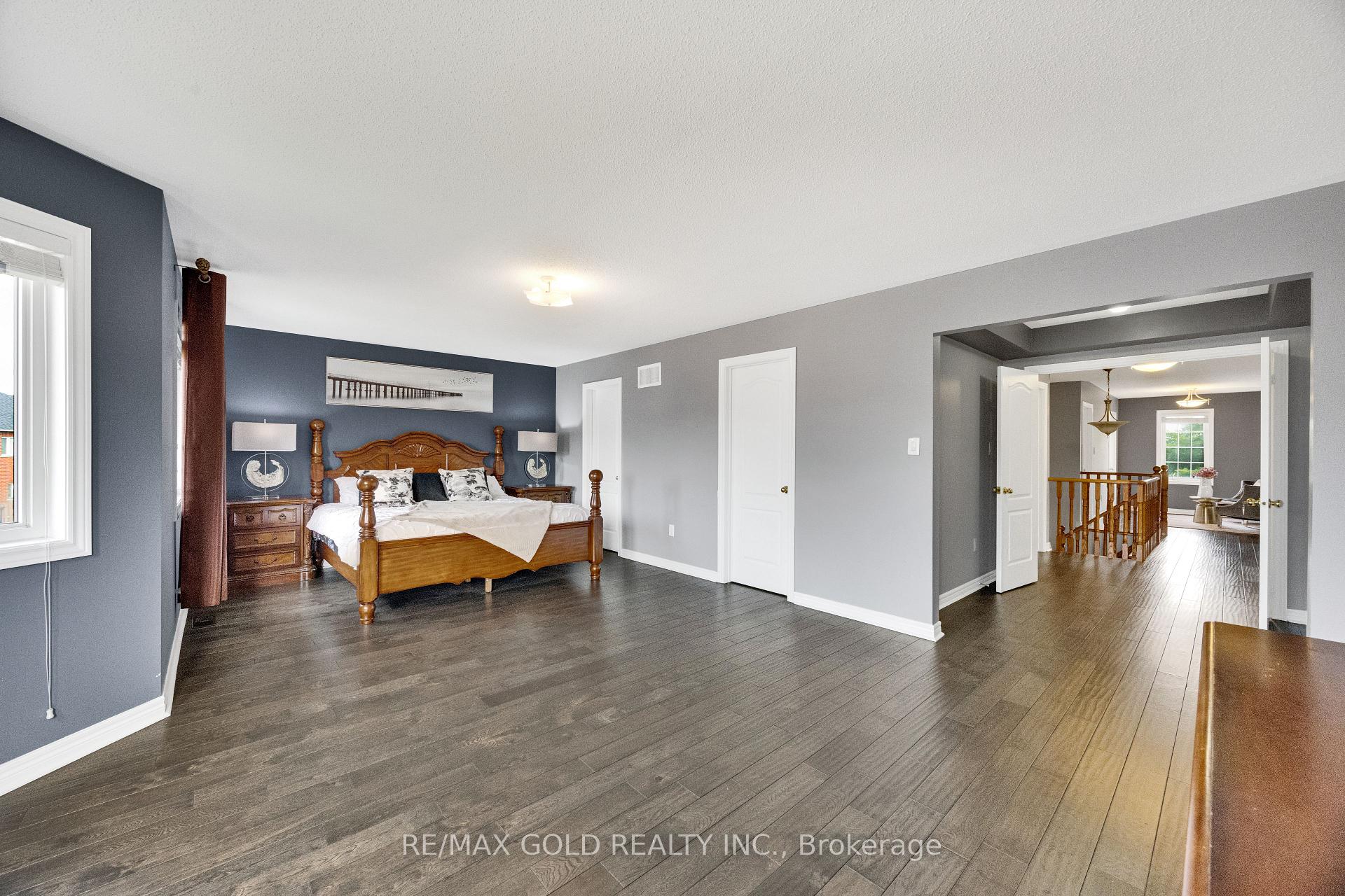 Photo 26 of 26 Mount Royal Circle, Brampton, Vales of Castlemore — HOMEH