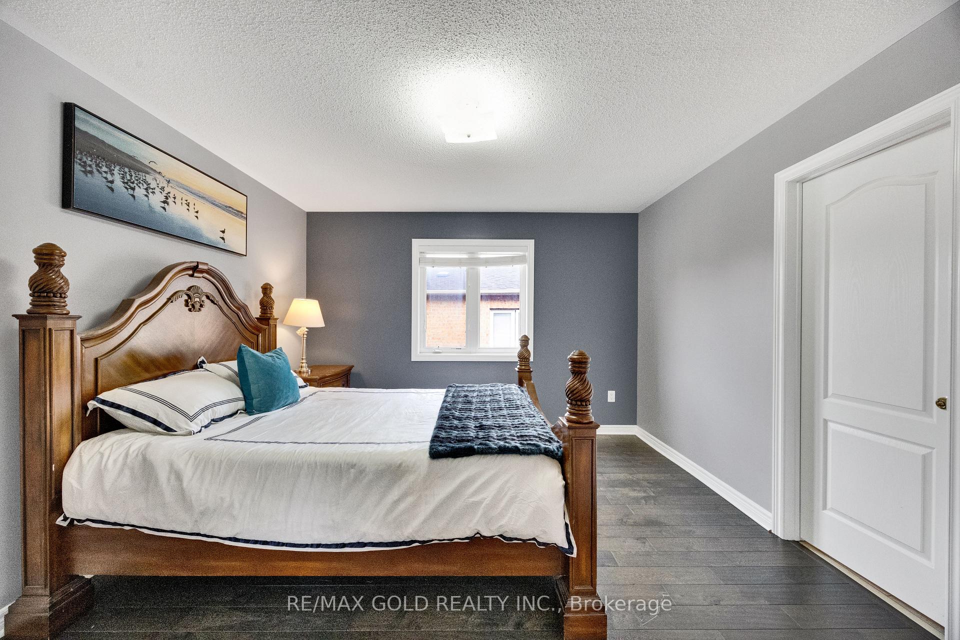 Photo 31 of 26 Mount Royal Circle, Brampton, Vales of Castlemore — HOMEH