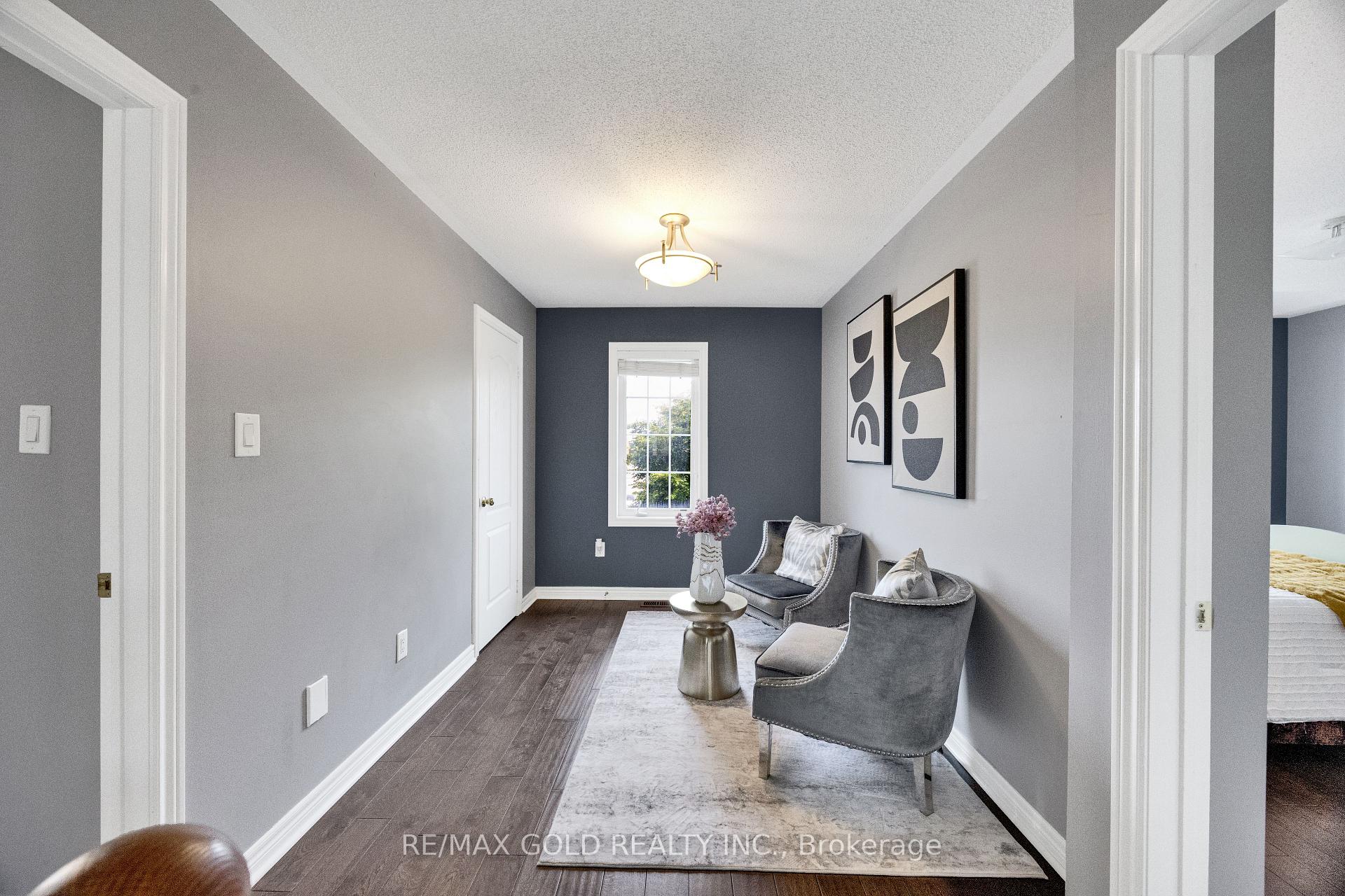 Photo 40 of 26 Mount Royal Circle, Brampton, Vales of Castlemore — HOMEH