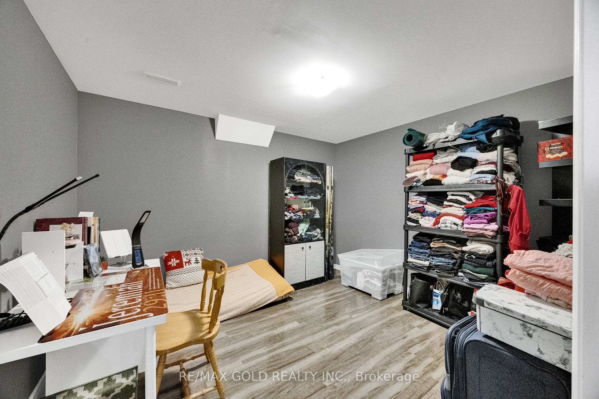 Photo 47 of 26 Mount Royal Circle, Brampton, Vales of Castlemore — HOMEH