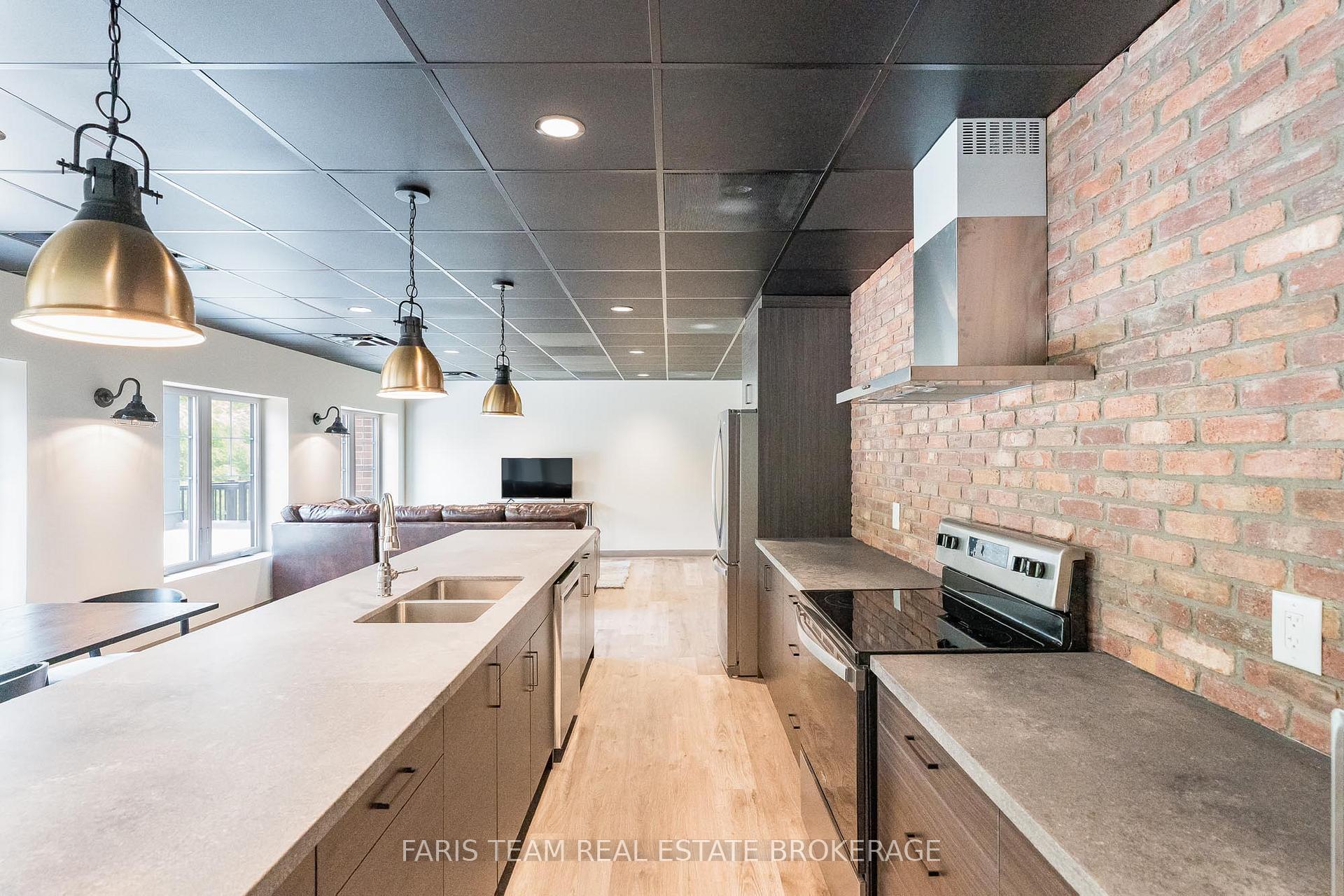 Photo 27 of Unit 224, 121 Mary Street, Clearview, Creemore — HOMEH