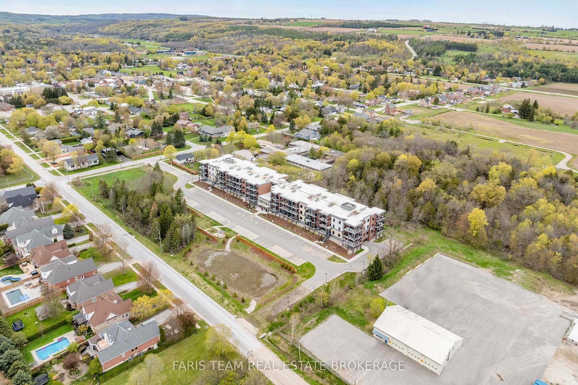 Photo 34 of Unit 224, 121 Mary Street, Clearview, Creemore — HOMEH