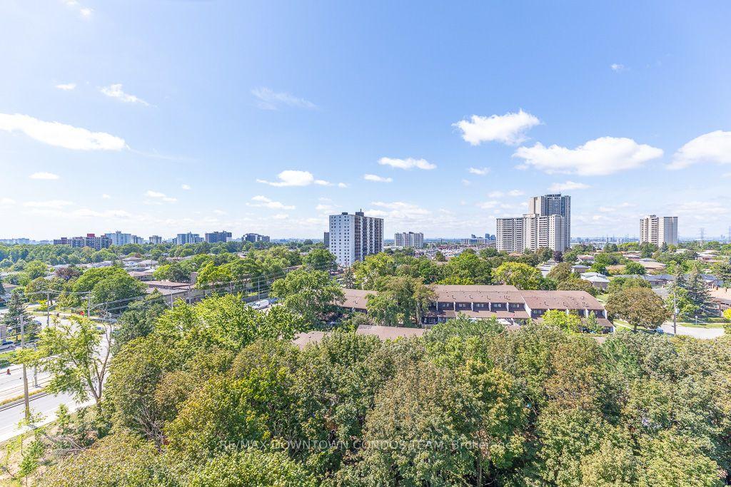 Photo 17 of Unit 1004, 10 Tobermory Drive, North York, Black Creek — HOMEH