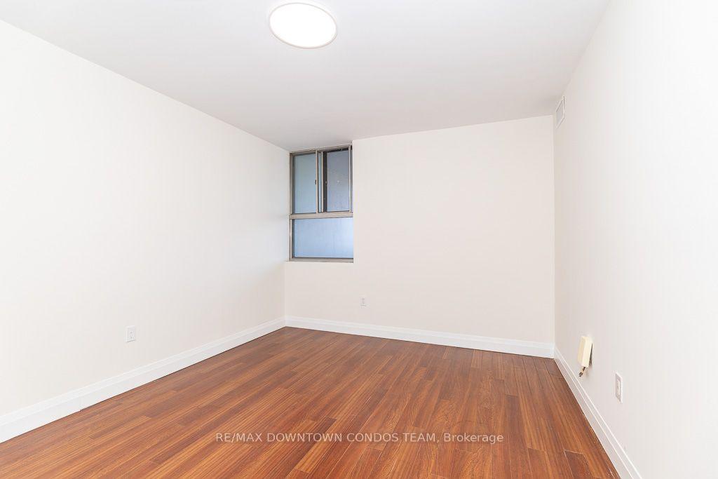 Photo 23 of Unit 1004, 10 Tobermory Drive, North York, Black Creek — HOMEH