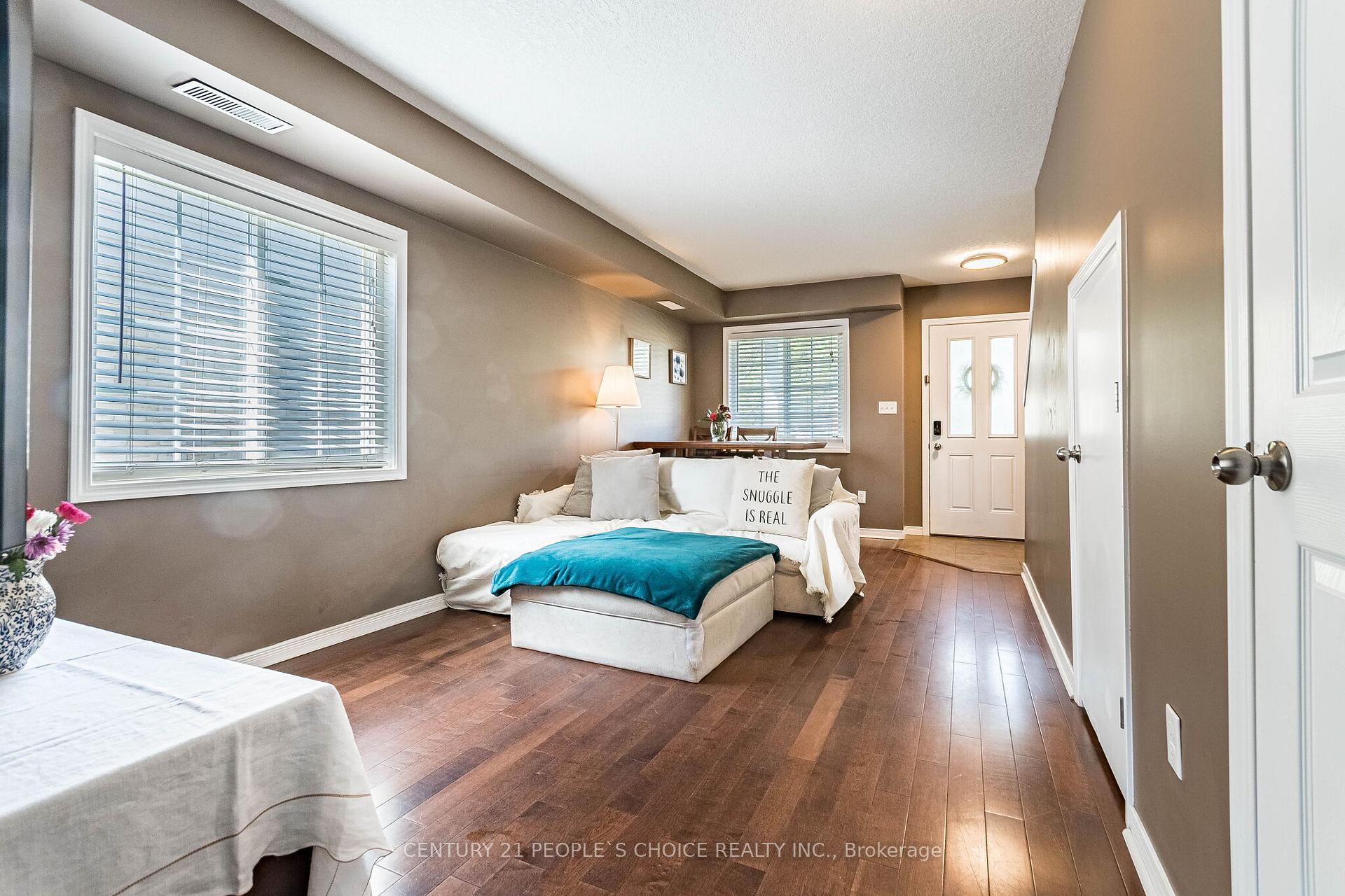 Photo 10 of Unit 9, 35 Mountford Drive, Guelph, Grange Road — HOMEH