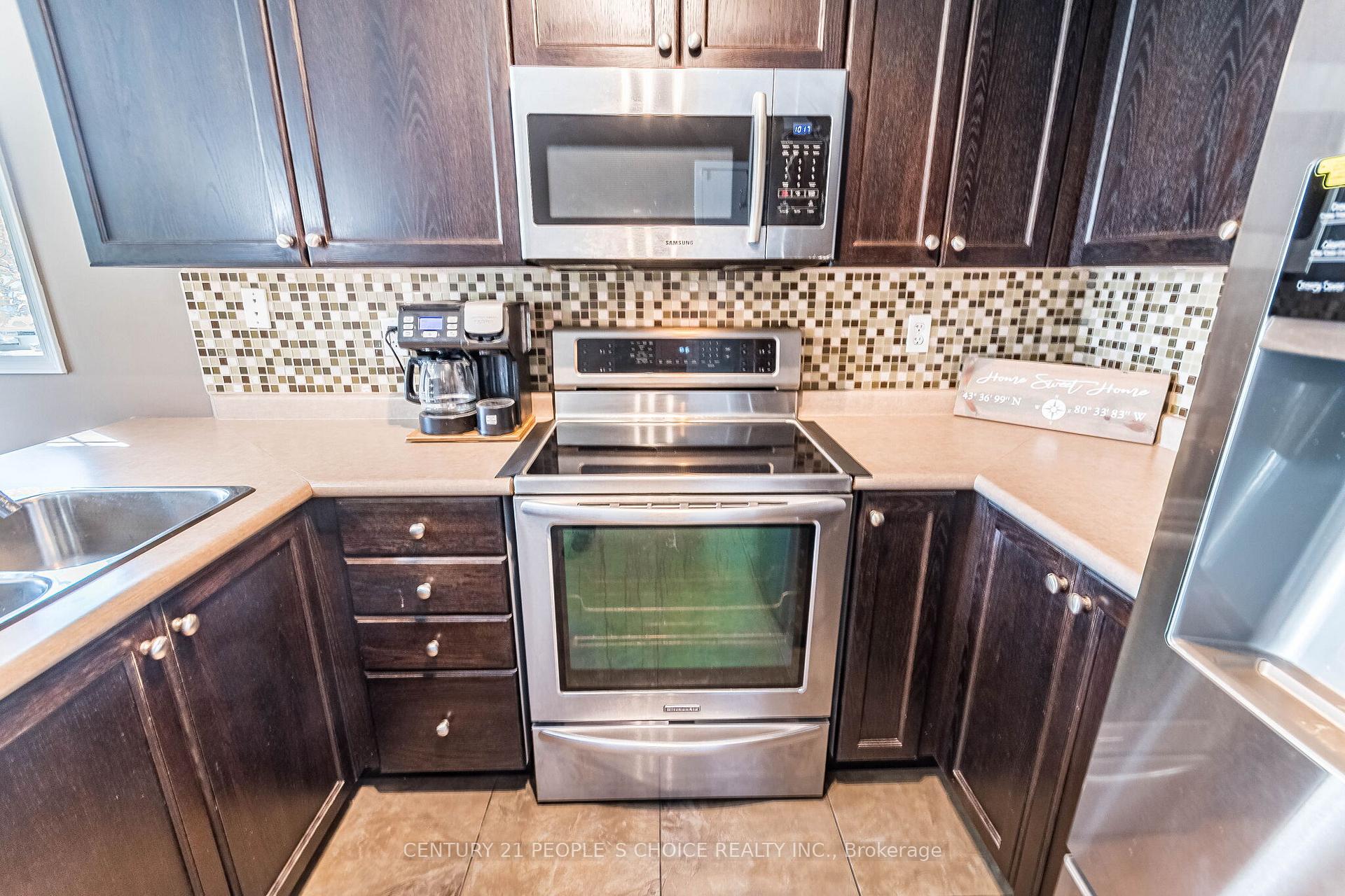 Photo 15 of Unit 9, 35 Mountford Drive, Guelph, Grange Road — HOMEH