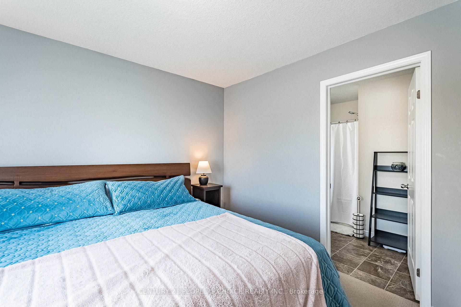 Photo 28 of Unit 9, 35 Mountford Drive, Guelph, Grange Road — HOMEH