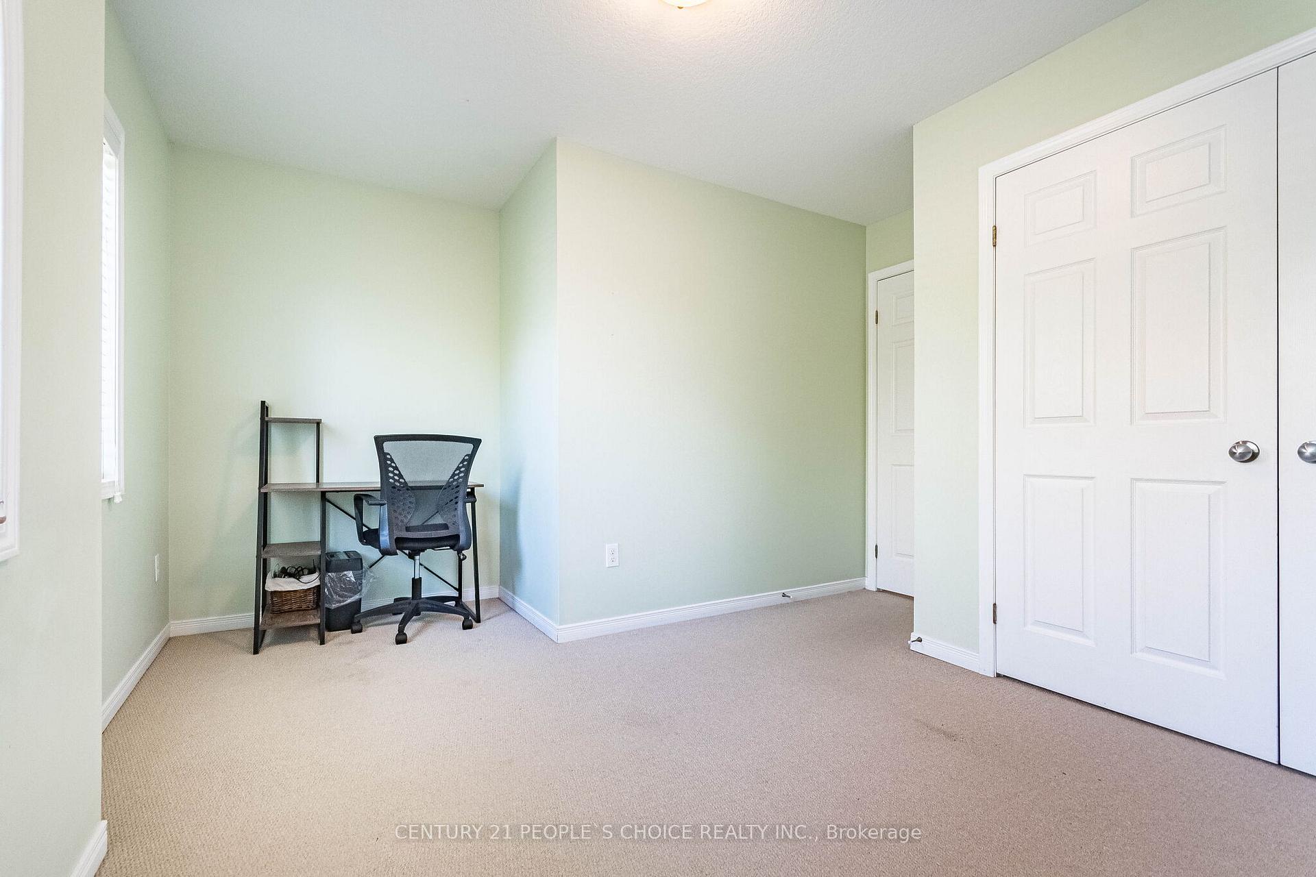 Photo 35 of Unit 9, 35 Mountford Drive, Guelph, Grange Road — HOMEH