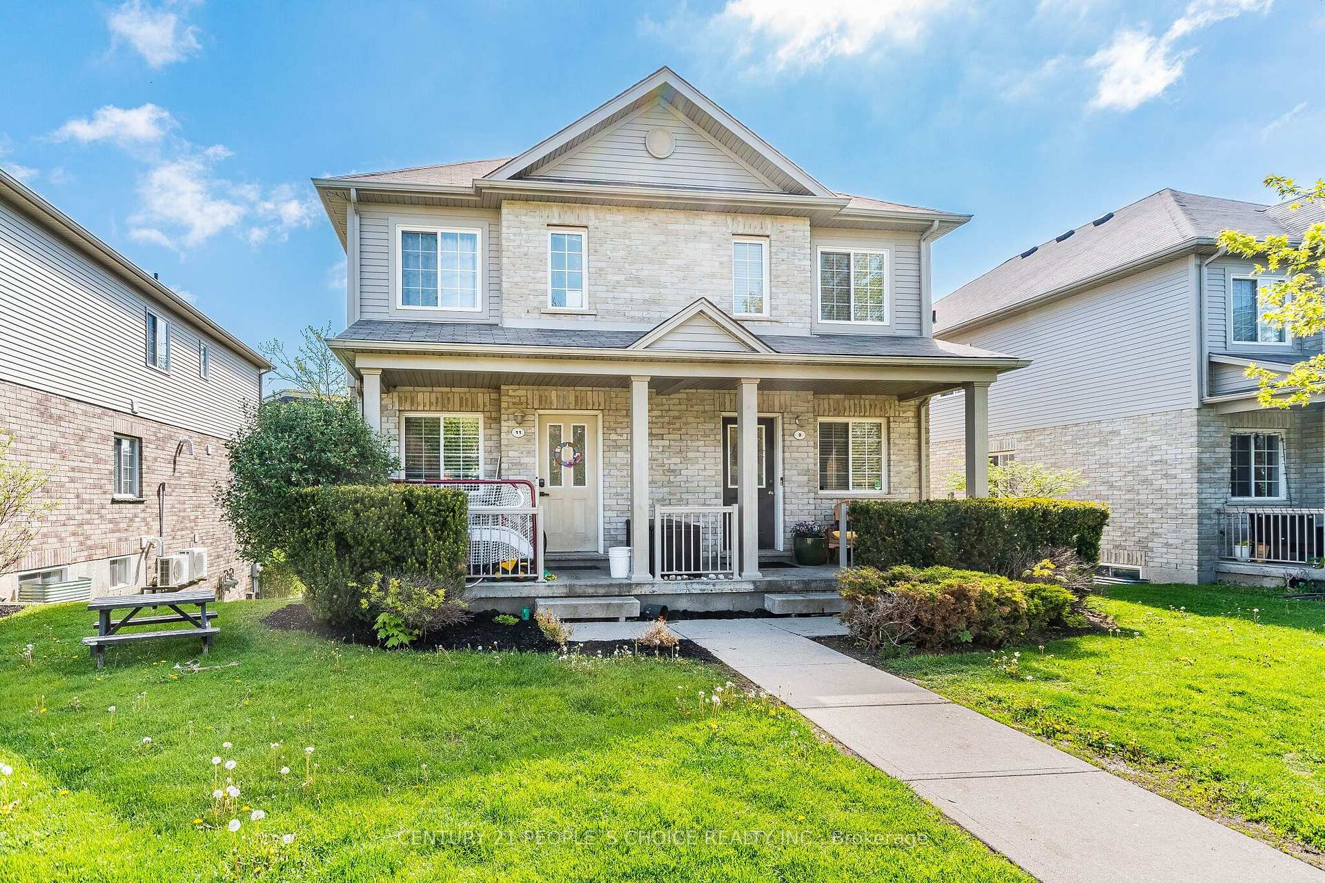 Photo 38 of Unit 9, 35 Mountford Drive, Guelph, Grange Road — HOMEH