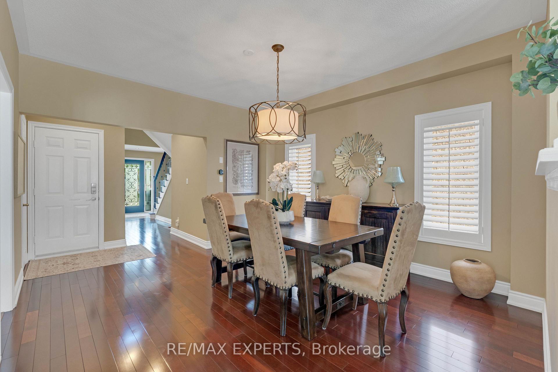 Photo 12 of 255 Matthew Drive, Vaughan, East Woodbridge — HOMEH