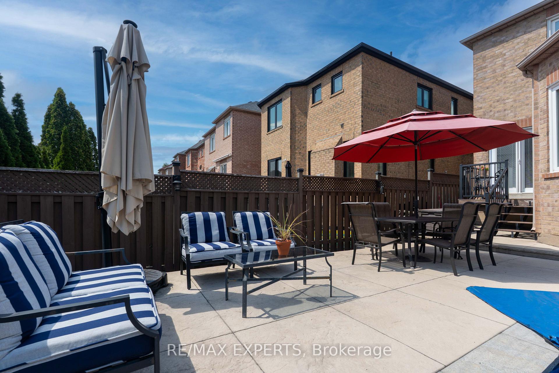 Photo 34 of 255 Matthew Drive, Vaughan, East Woodbridge — HOMEH